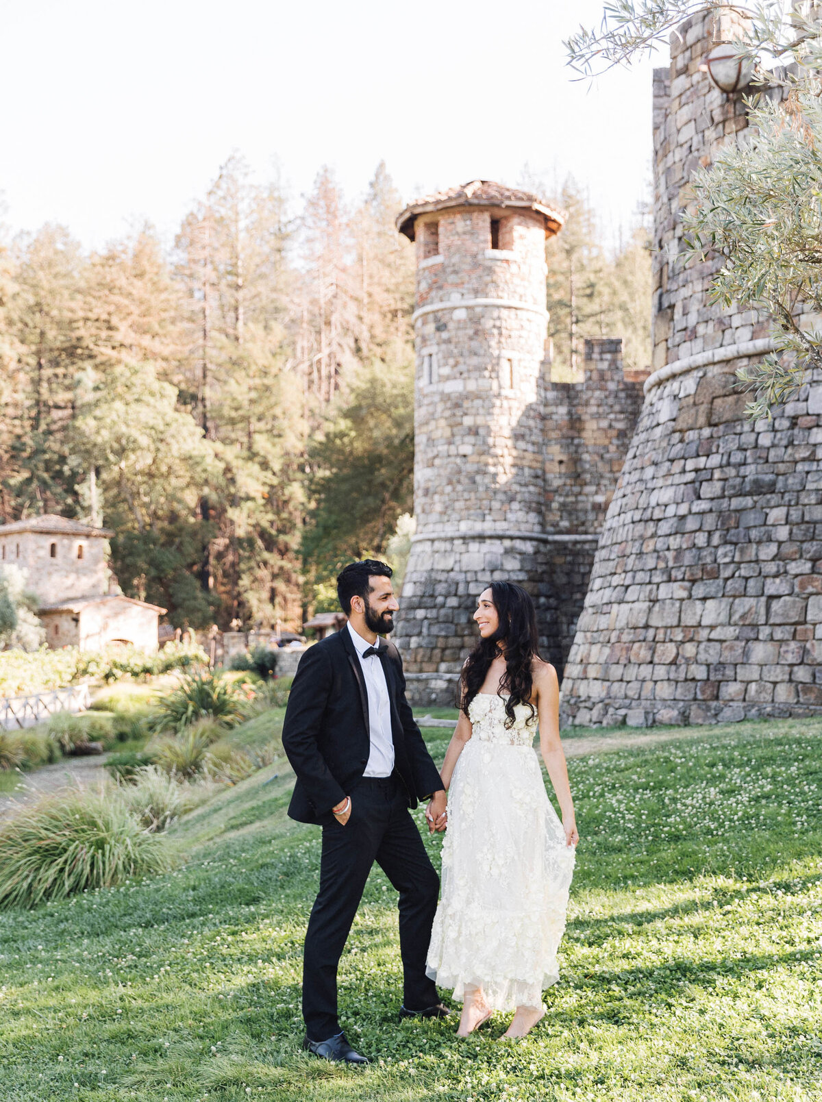 Castello-di-Amorosa-ashleycarlascio-photography-napa-photographer-engagement-calistoga-0006