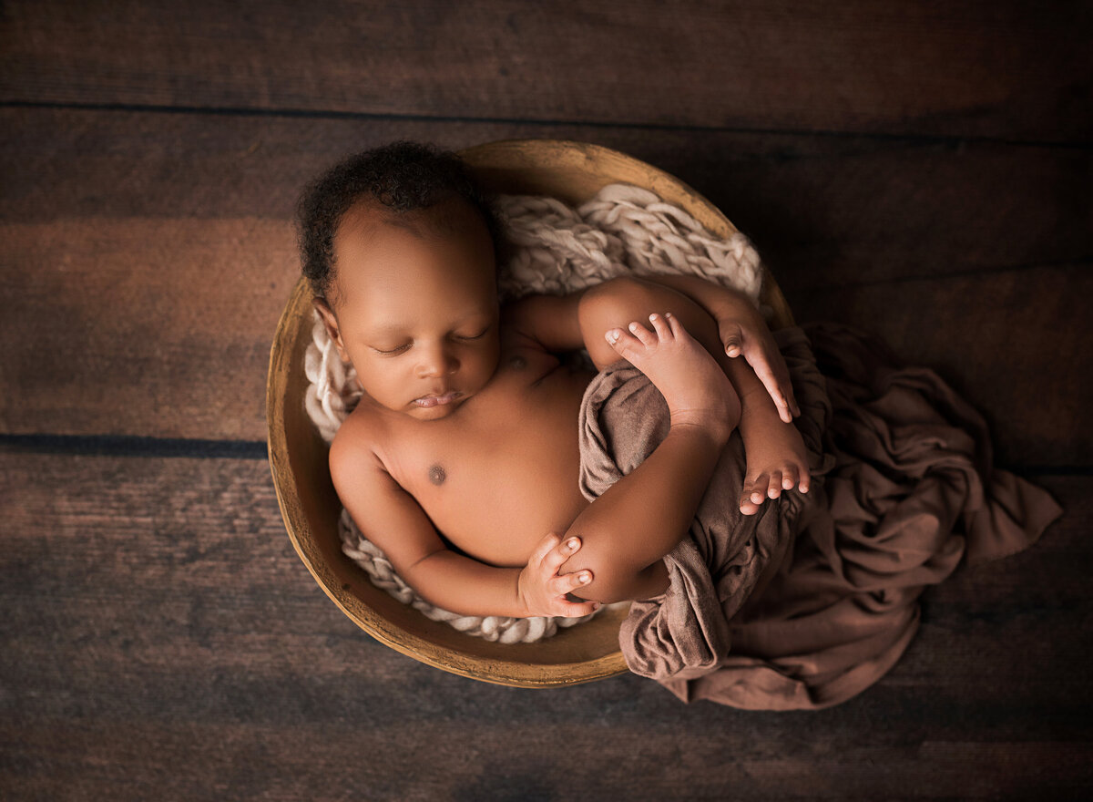 newborn-photographer-lakeway-texas-3