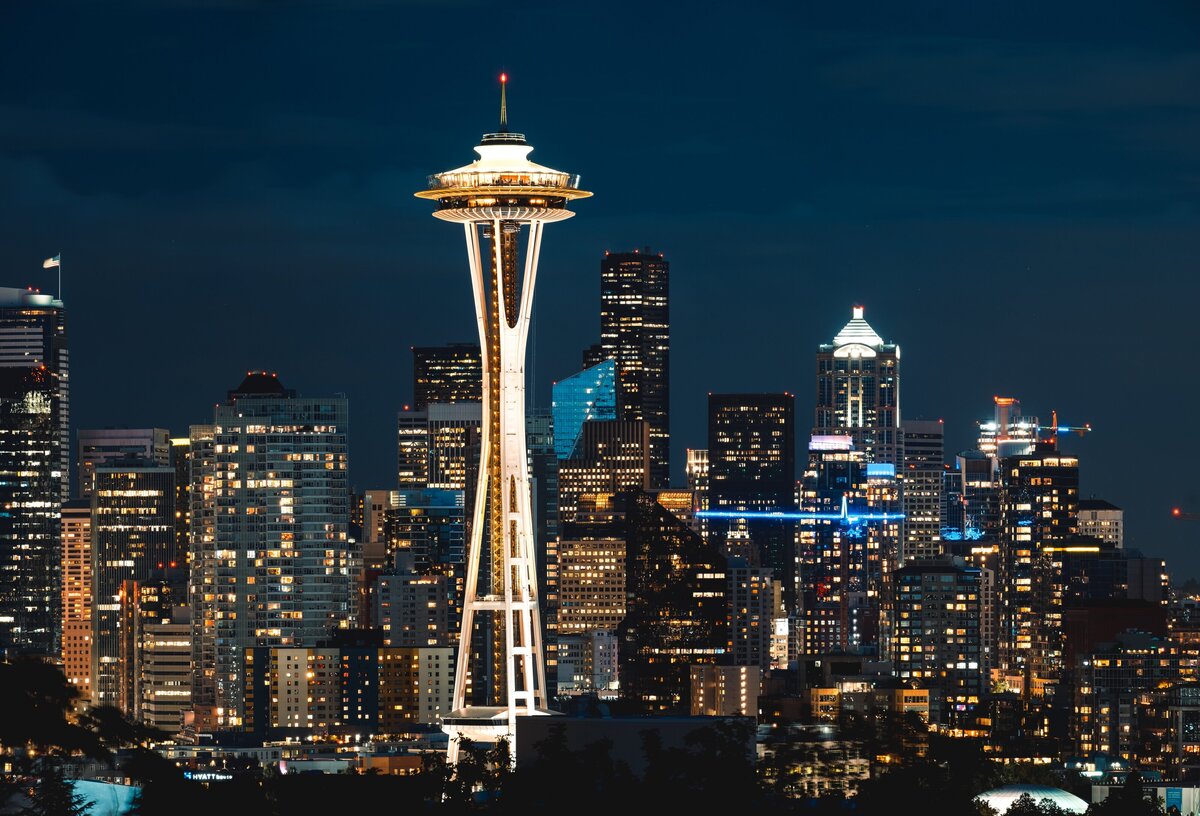 seattle-andrea-leopardi-QfhbK2pY0Ao-unsplash