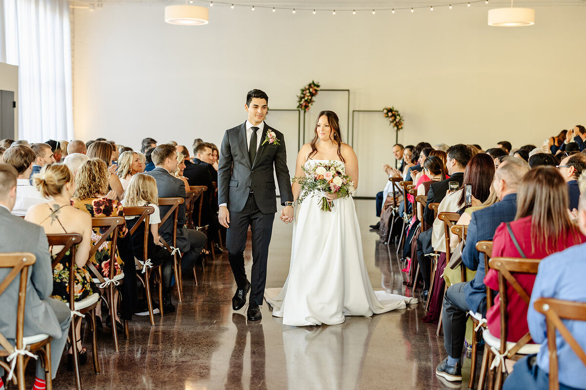 urban-daisy-wedding-3