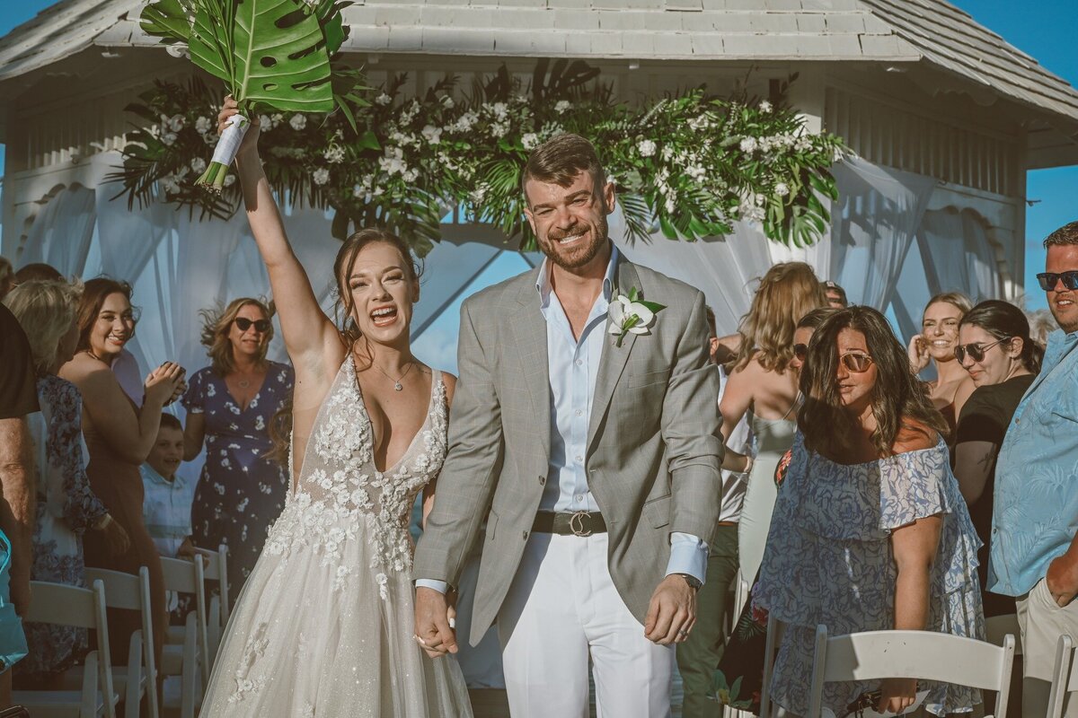 Aisle + Away destination wedding couple