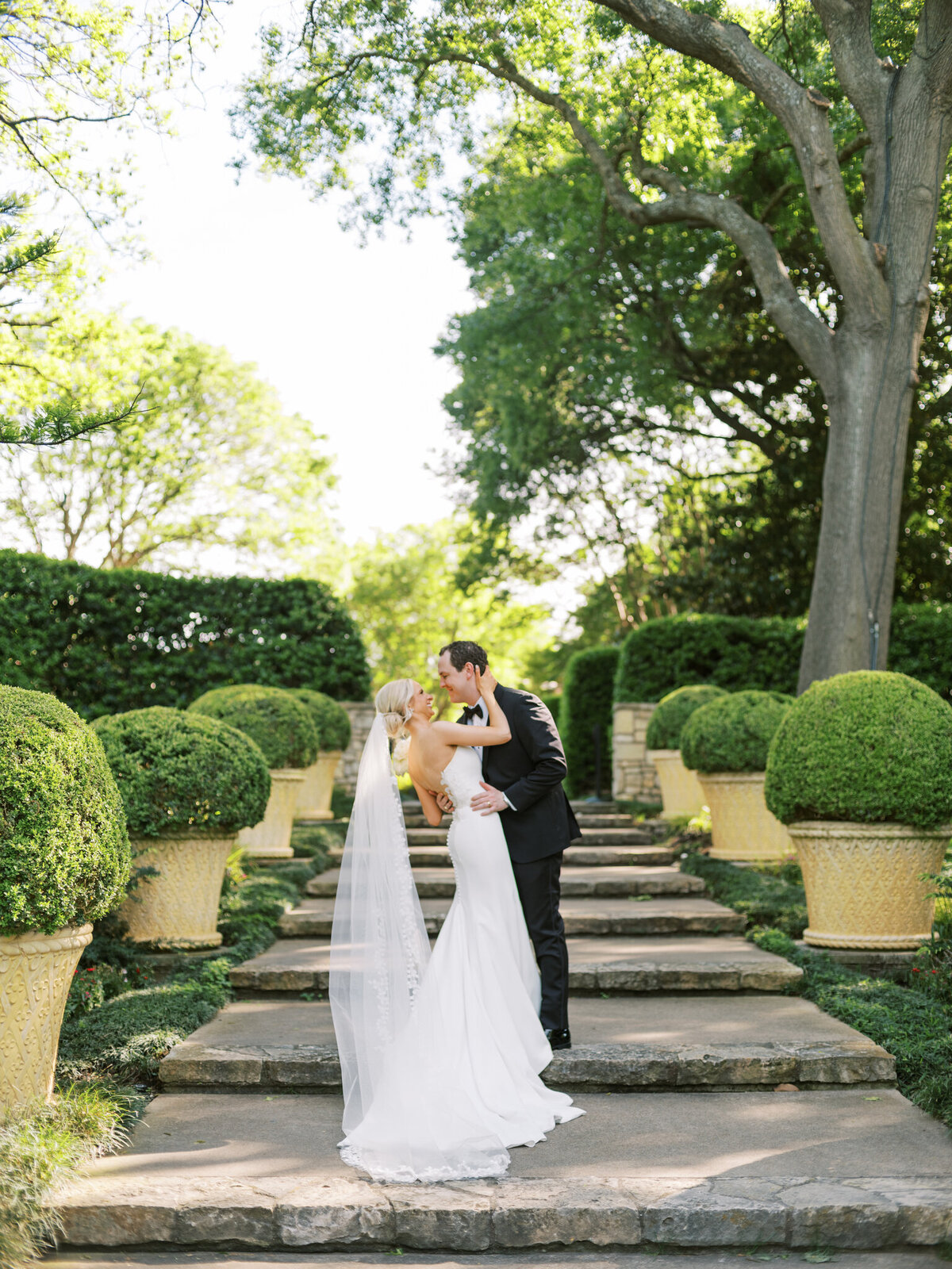 Dallas_Wedding_Photographer_Bethany_Erin_Photography_Allyson&Jack_Wedding-573