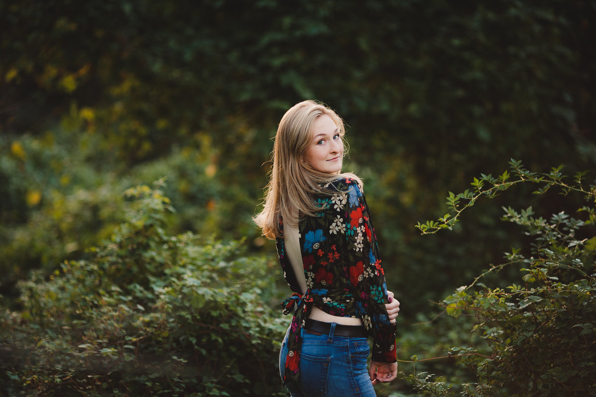 8baltimore-fall-sunset-natural-highschool-senior-girl-maryland