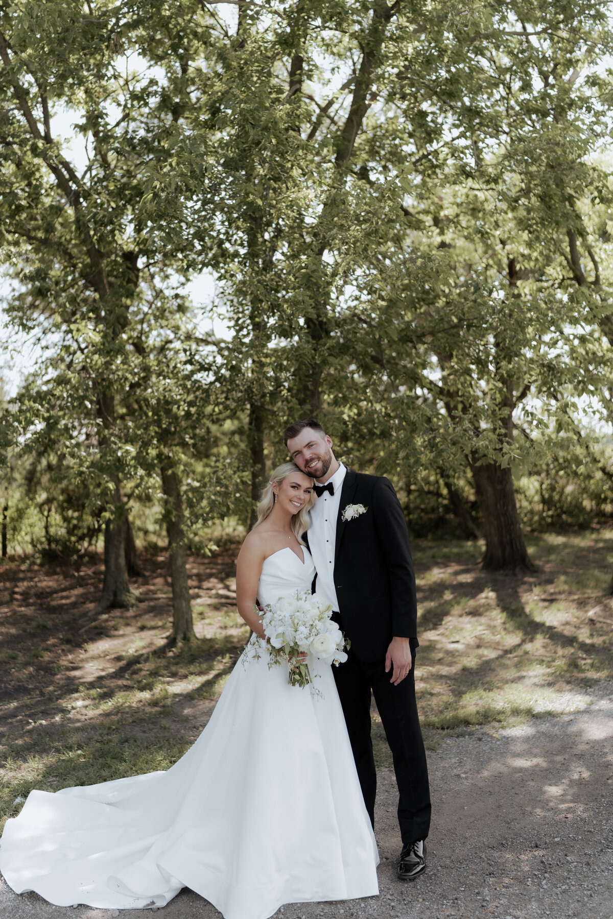 pile-wedding-473