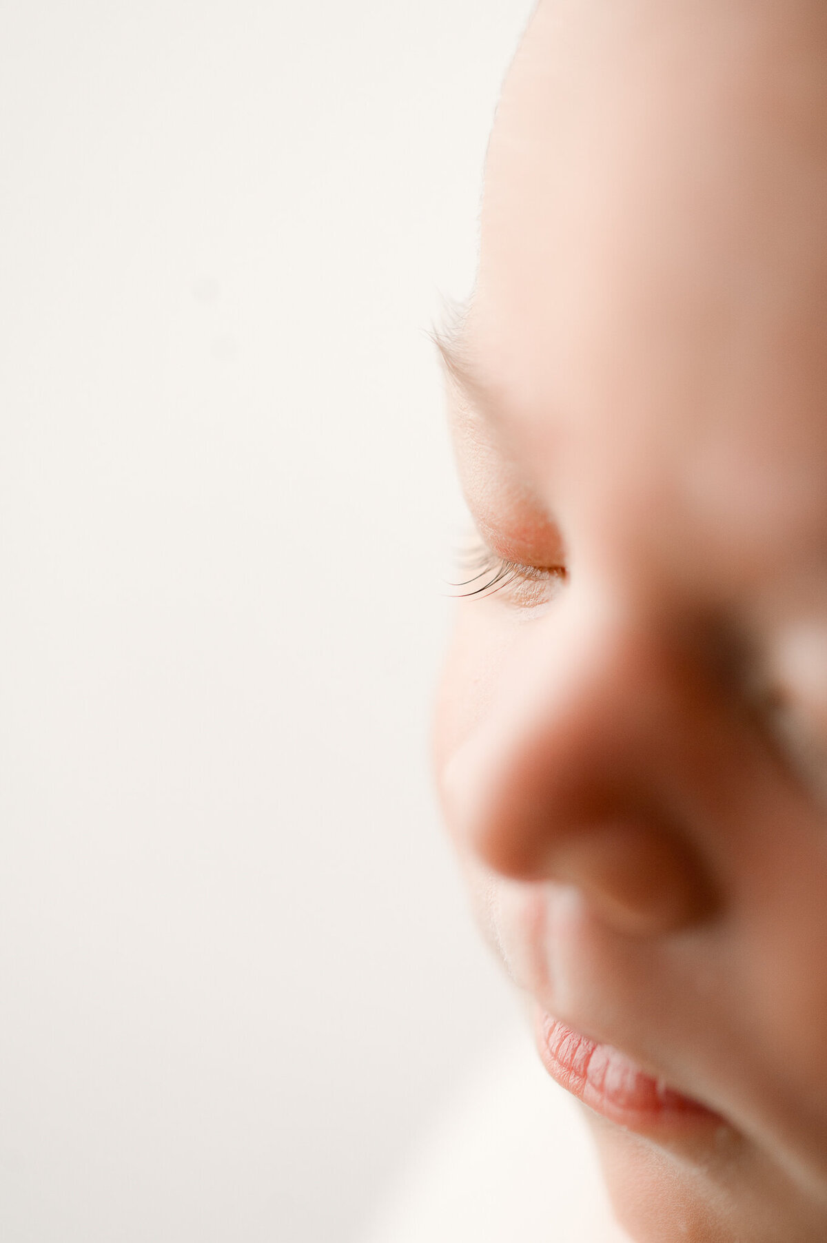 Newborn nose and eyelash detail shot newborn photography