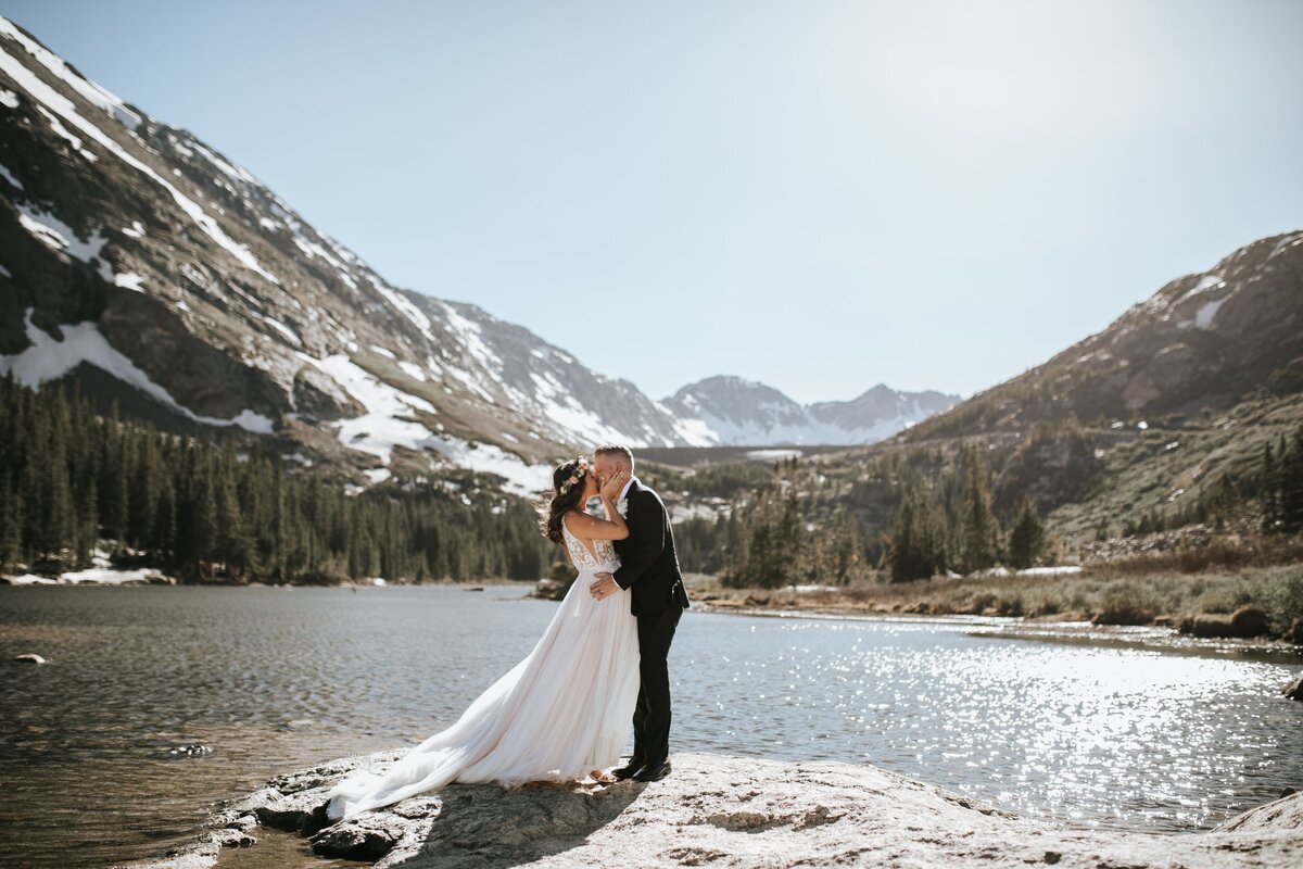 Colorado Elopement Photographer