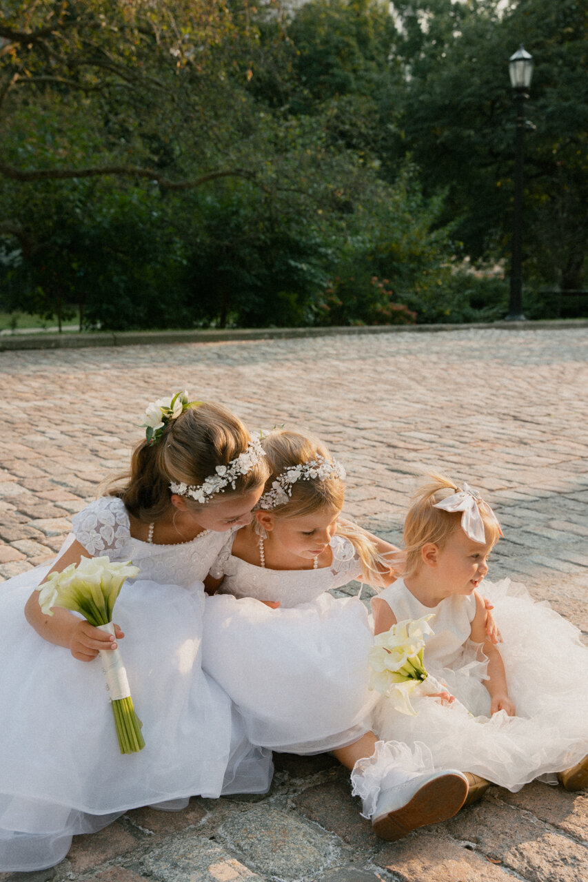 Four-Seasons-Toronto-Luxury-Wedding-Photographer-Raphaelle-Granger-23