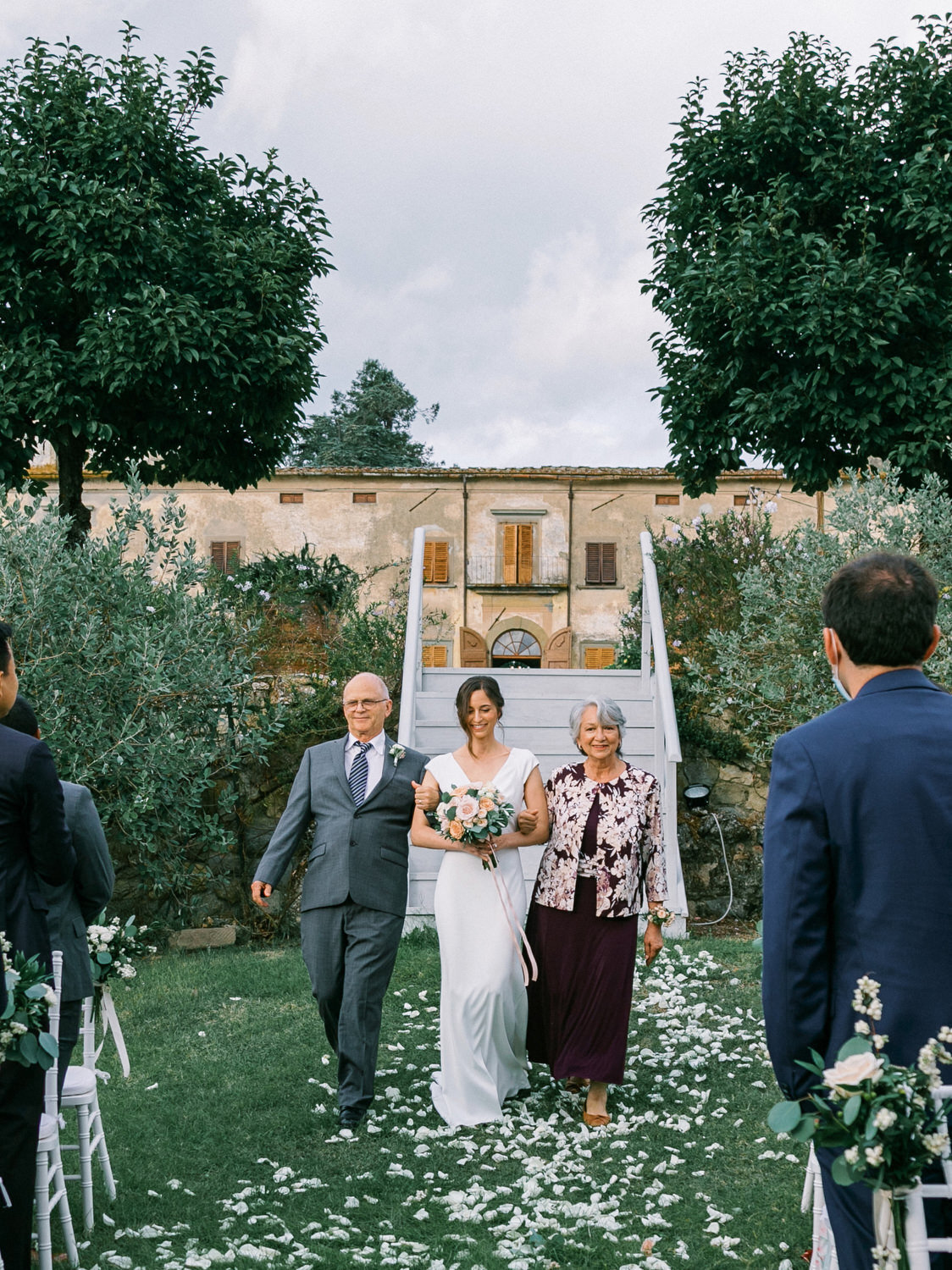 Villa-Medicea-Di-Lilliano-Wedding-054