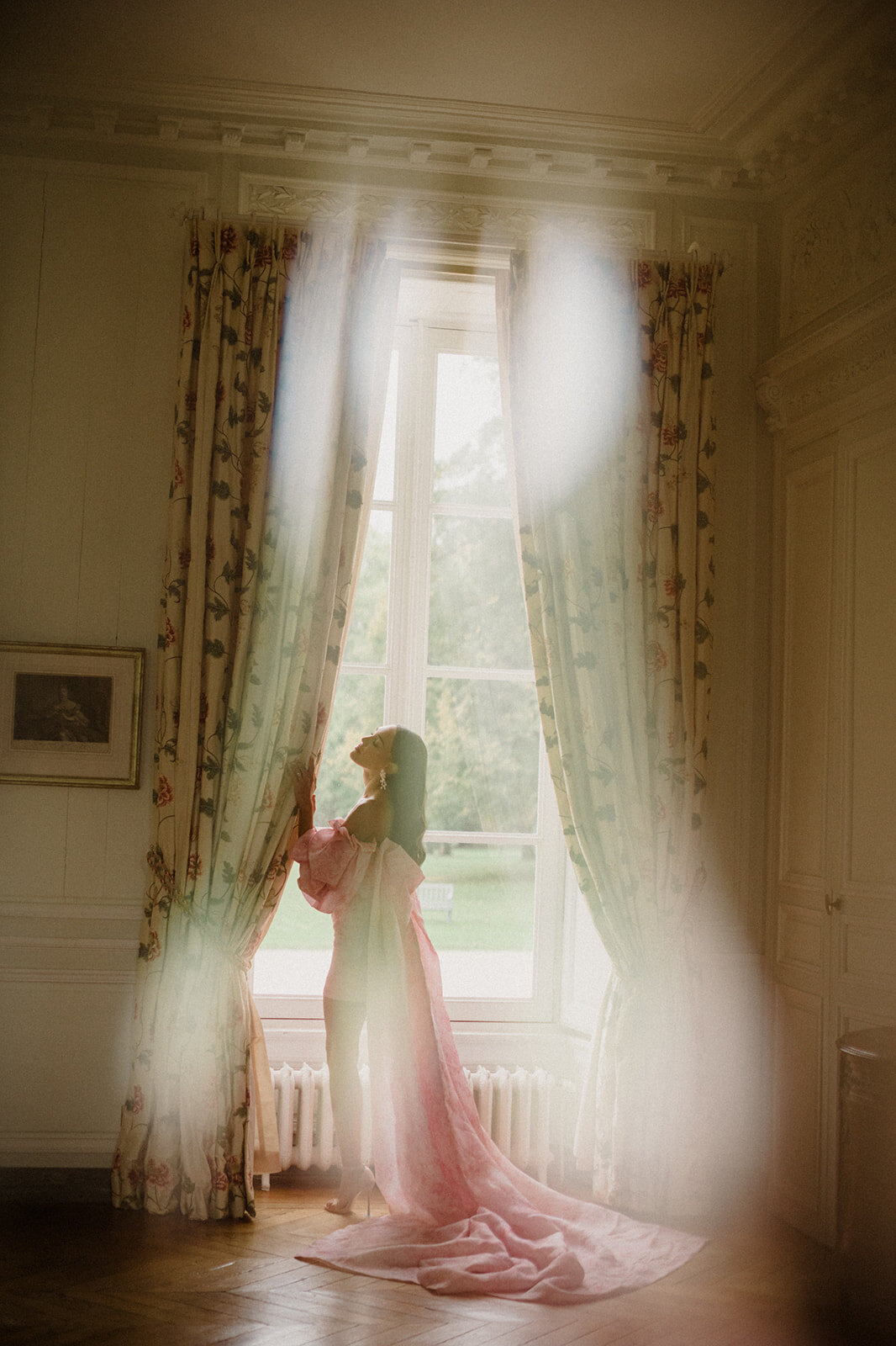 034France Chateau Luxury Elopement_Chateau de Courtomer Elopement_Adventure elopement photographer-4866