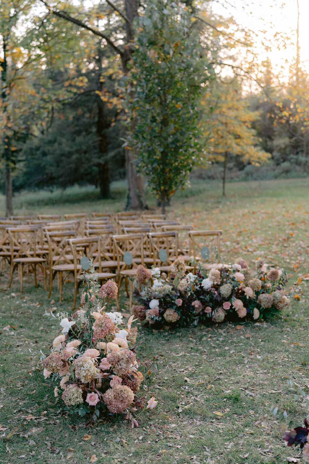 NikkiSanterre_EastCoastLuxuryWeddingPhotographer_CaitieHanrahan_KeswickHallWedding_Jac&Zach-197