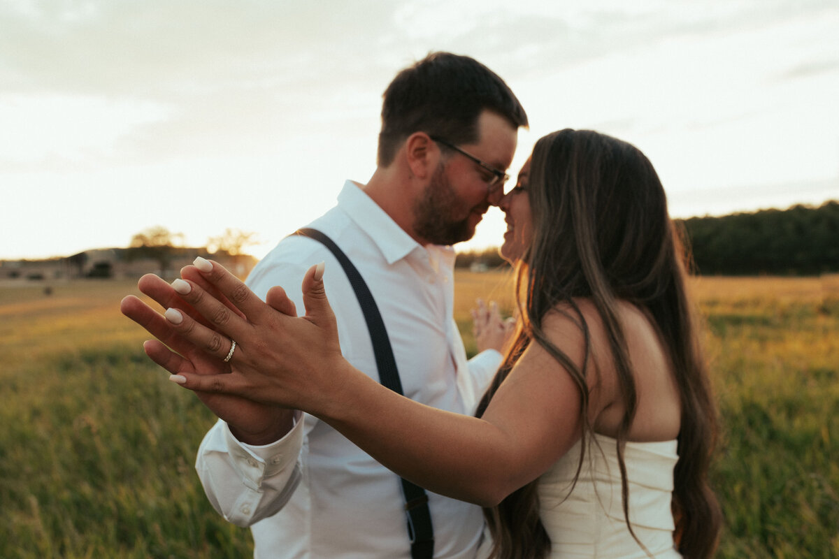 Elegant Wedding Golf Course Sunset Champagne194