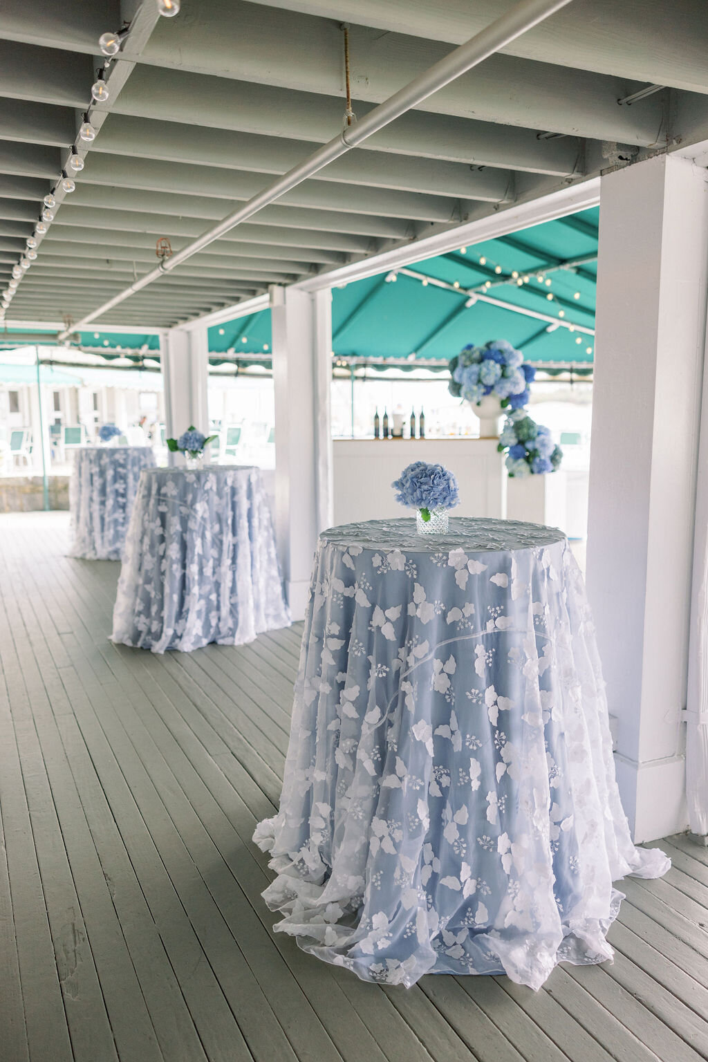 beach-cocktail-hour-madison-hydrangea