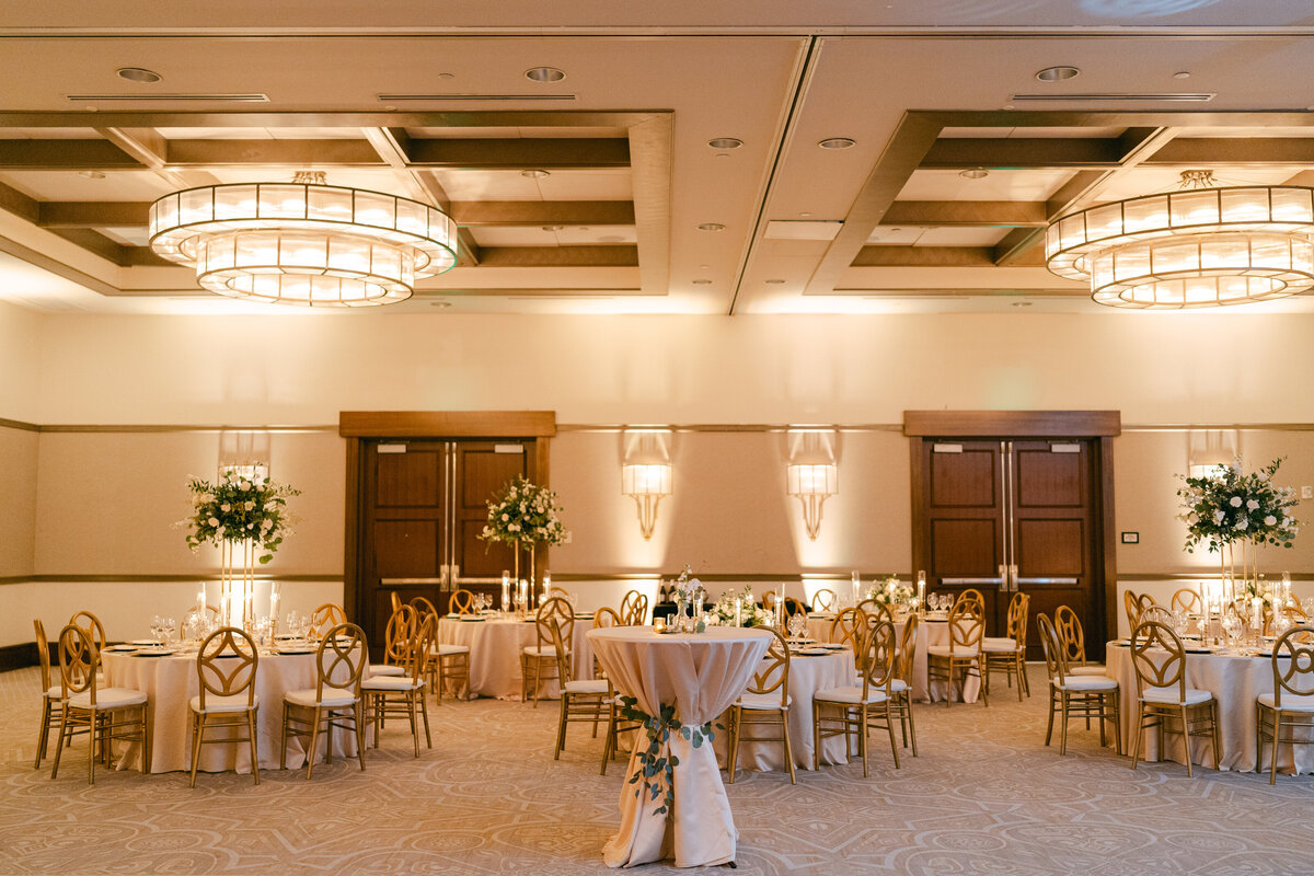 Kristen Weaver Photography Orlando Florida Destination Photographer Worldwide Wedding Editorial Fashion Inspired Clean Film KWP -0768