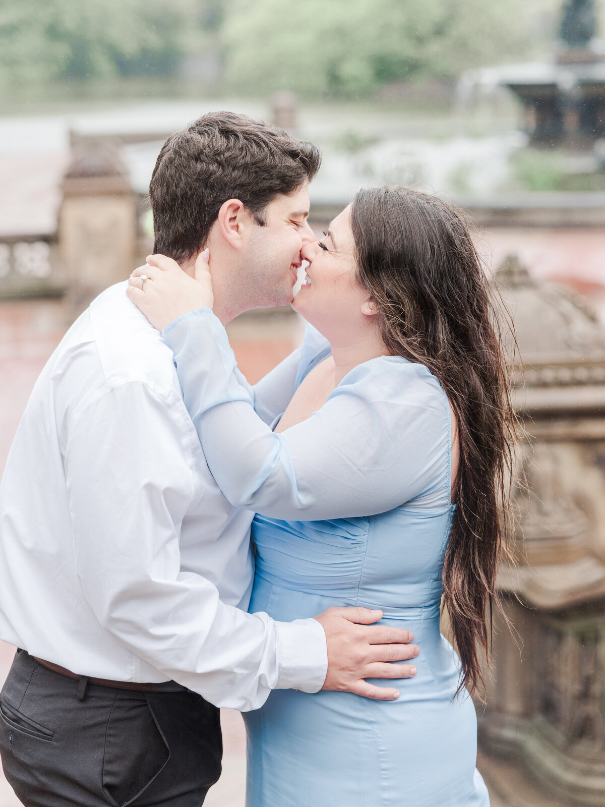 brittany-graf-photography-katie-mattingly-new-york-central-park-public-library-engagement-session-76