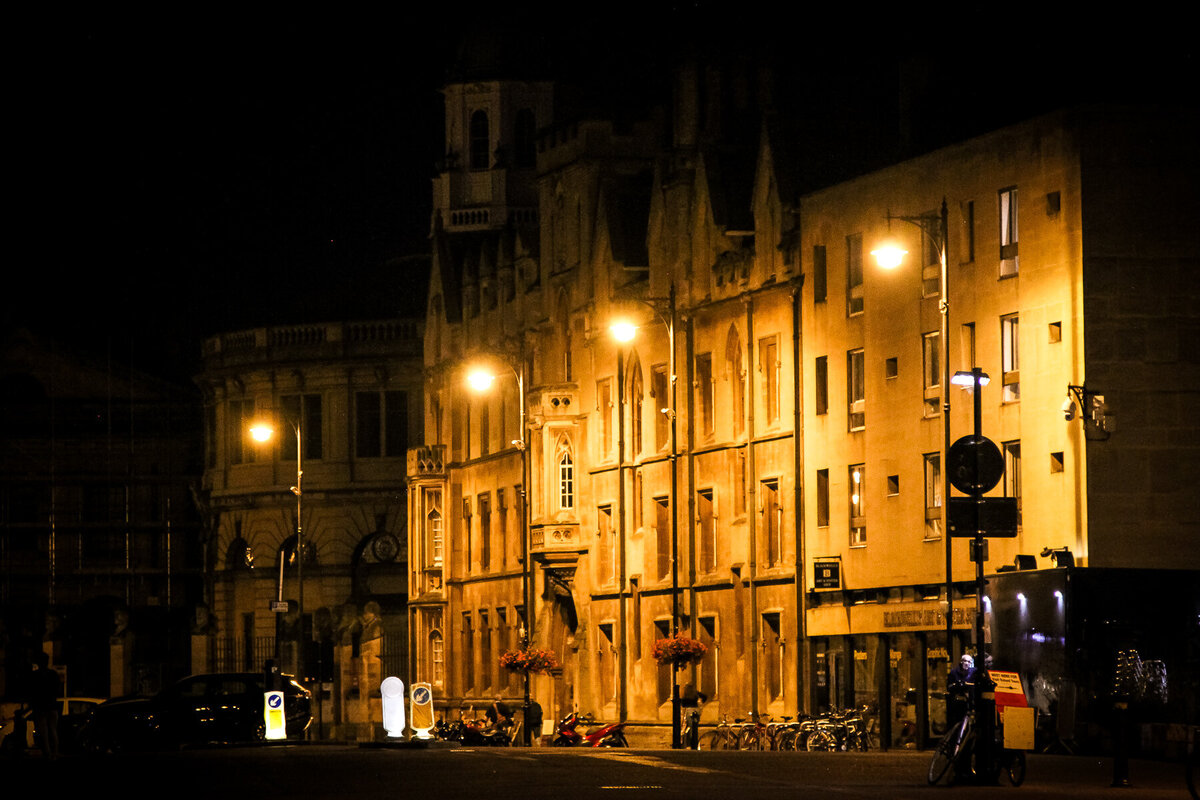 Oxford street at night - 2022