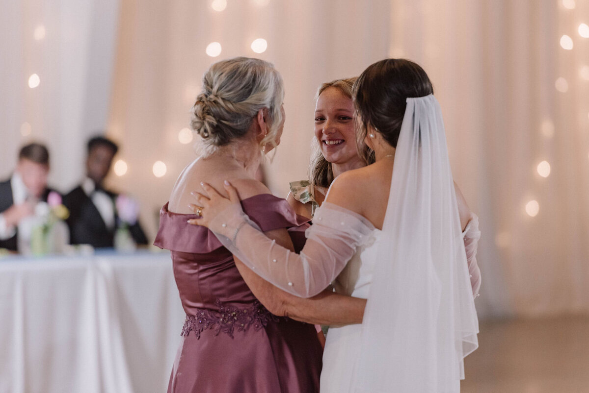 Savannah_and_Jonathan-2103