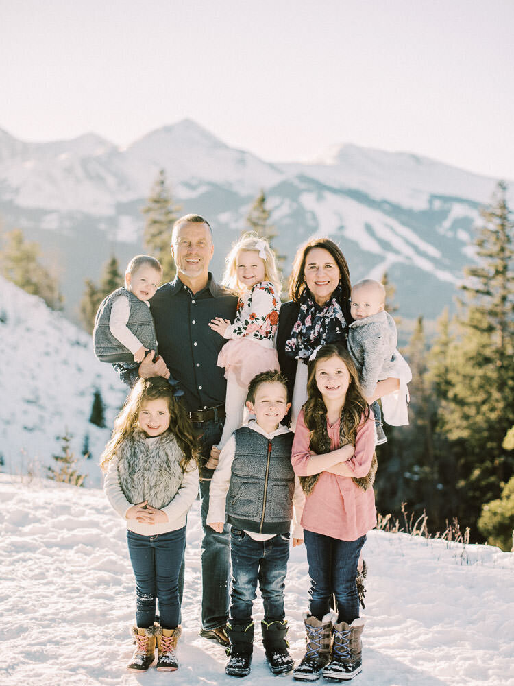 Colorado-Family-Photography-Snowy-Winter-Shoot-Pinks-and-Blues-Breckenridge15