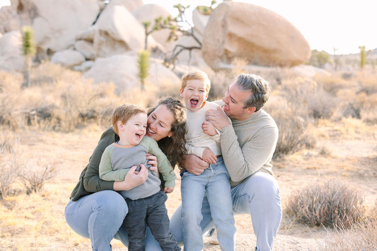 11302024HlaudyFamily-1214