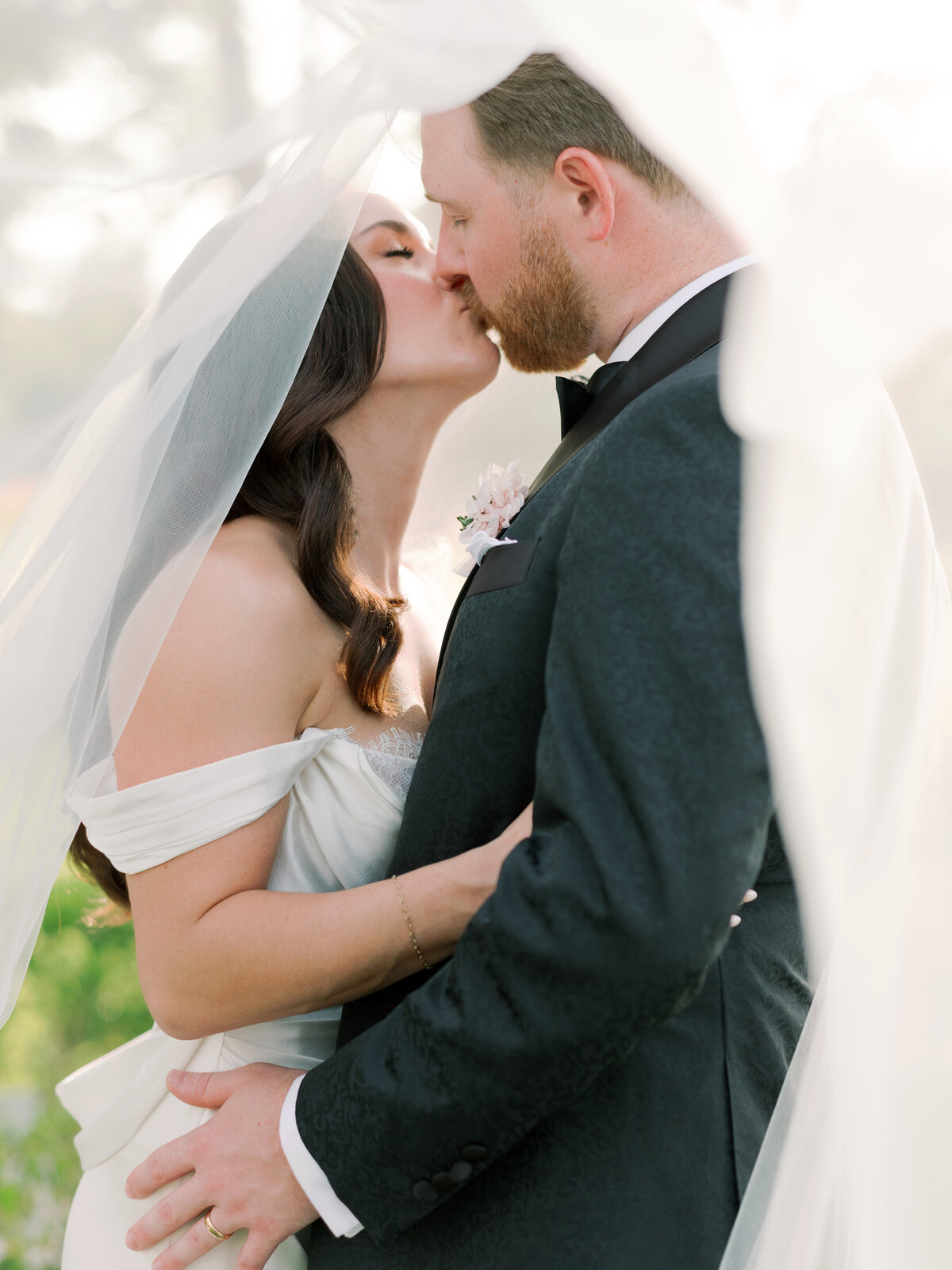 Jennifer Fox Weddings American wedding planning & design agency in Provence, crafting luxury weddings at Château de Fonscolombe sophieeptonphotographyjordynrichardwedpreview-104