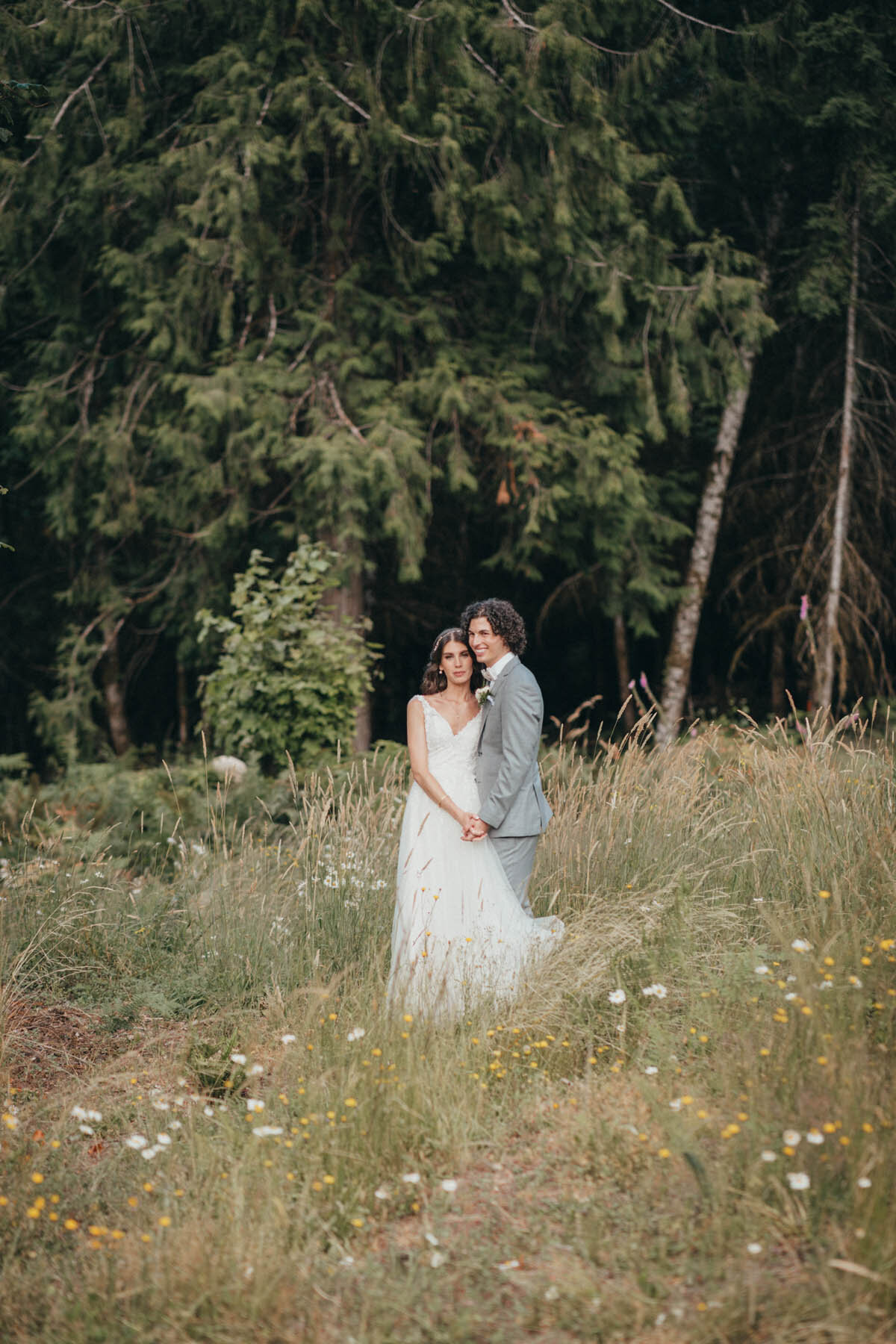 moments-and-mountains-photo-and-film-olympia-lacey-tacoma-wedding-tumwater-JI (253 of 66)