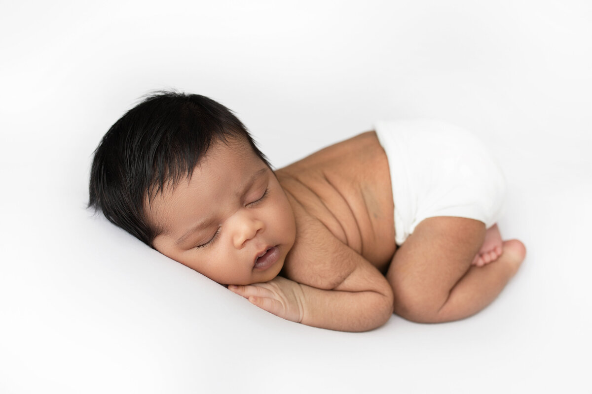 Lauren Vanier Photography | Hobart finest baby photographer | Newborn Photography hobart-31