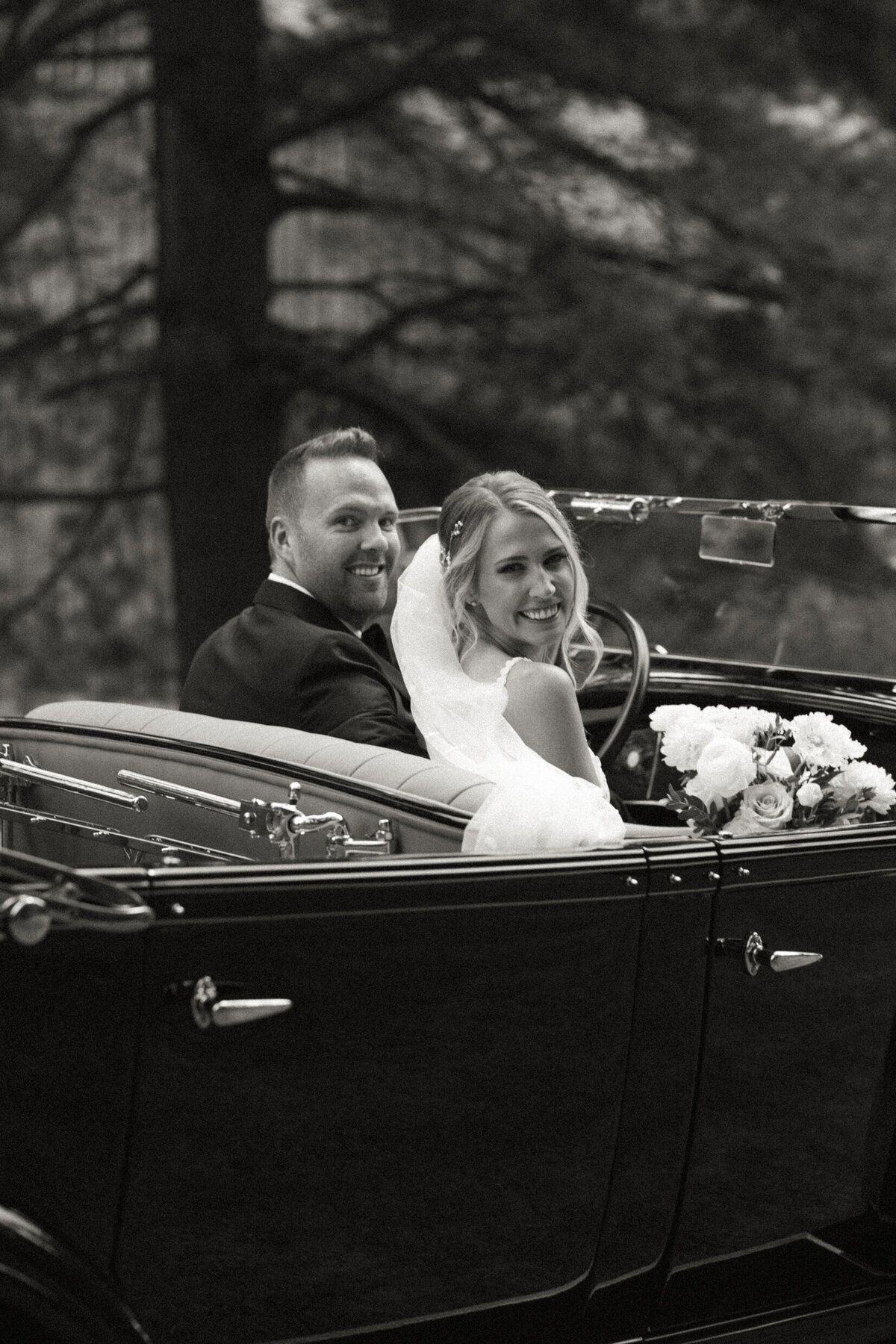 AllieJenningsPhoto-LawrenKyleWedding-SNEAKPEEKS-59