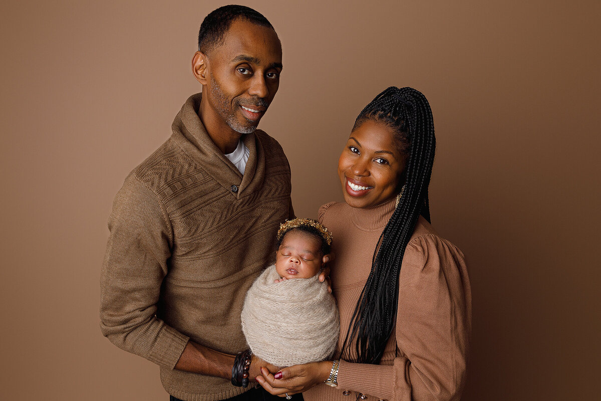 McDonough newborn photographer, Atlanta Newborn Photographer, Fayetteville newborn Photographer, Peachtree city newborn photographer, Hampton ga newborn photographer, marietta ga newborn photographer