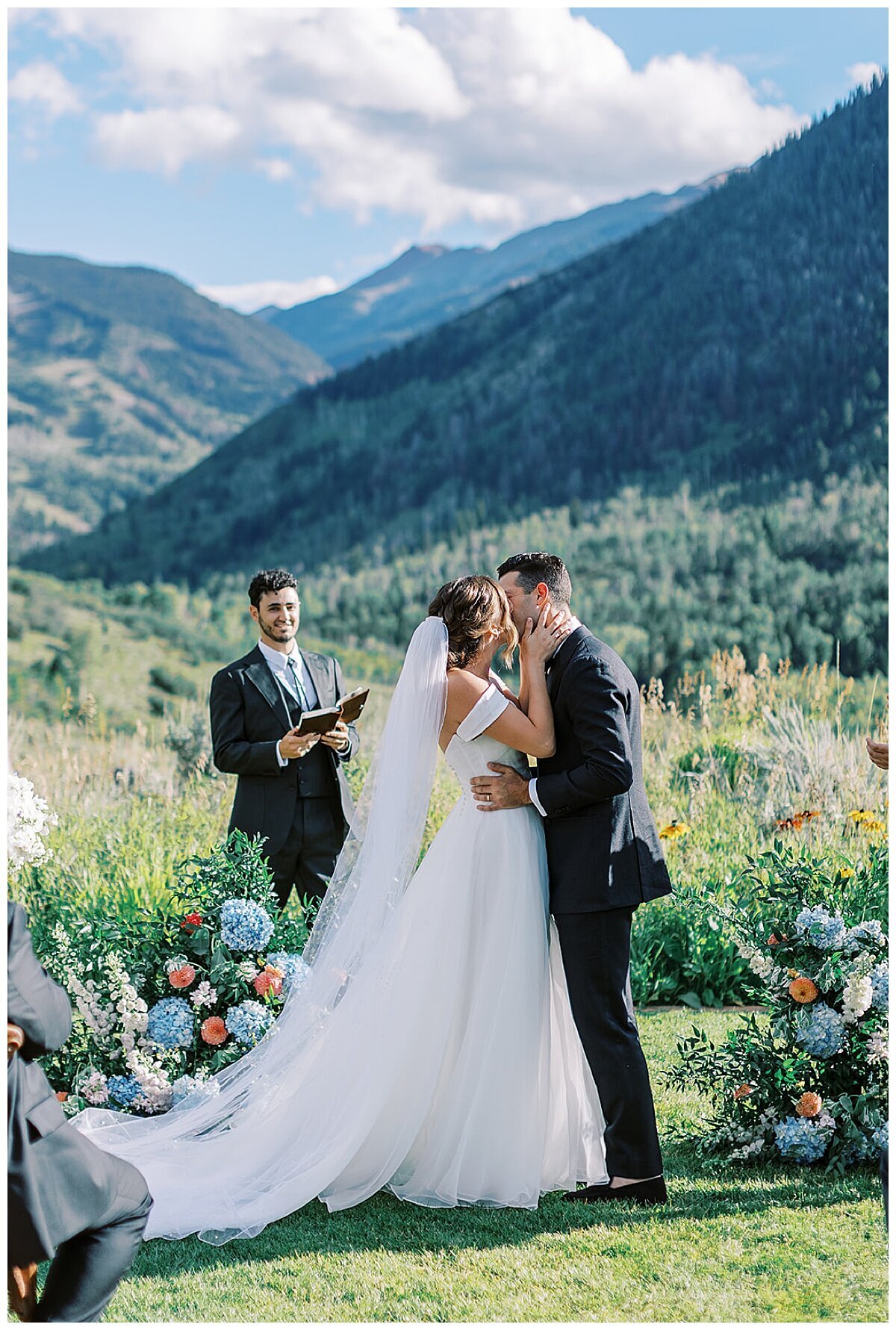 Crystal Leffel Photography Wedding Photographer Denver Colorado Timeless Light Airy The Aspen Wedding Film Photographer_0121