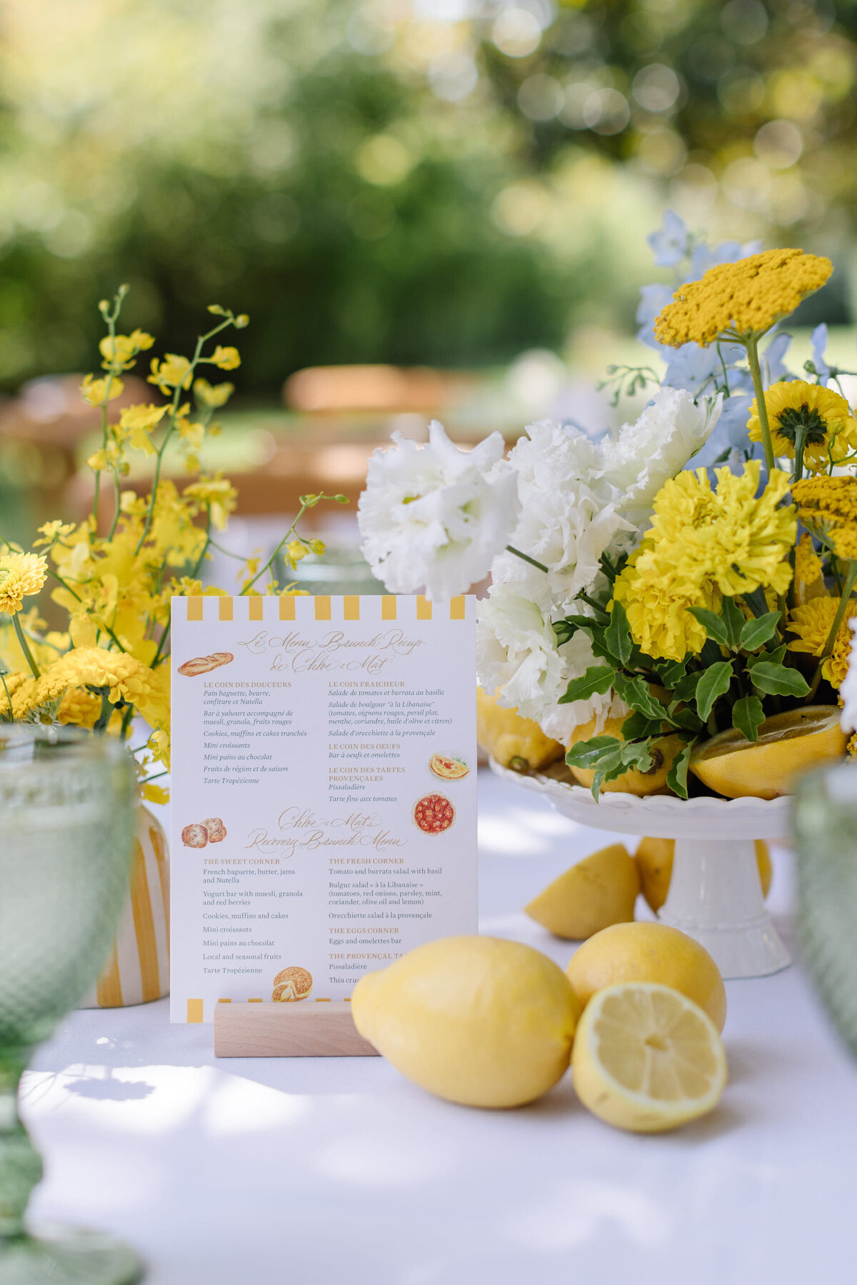 Fun-pool-party-decor