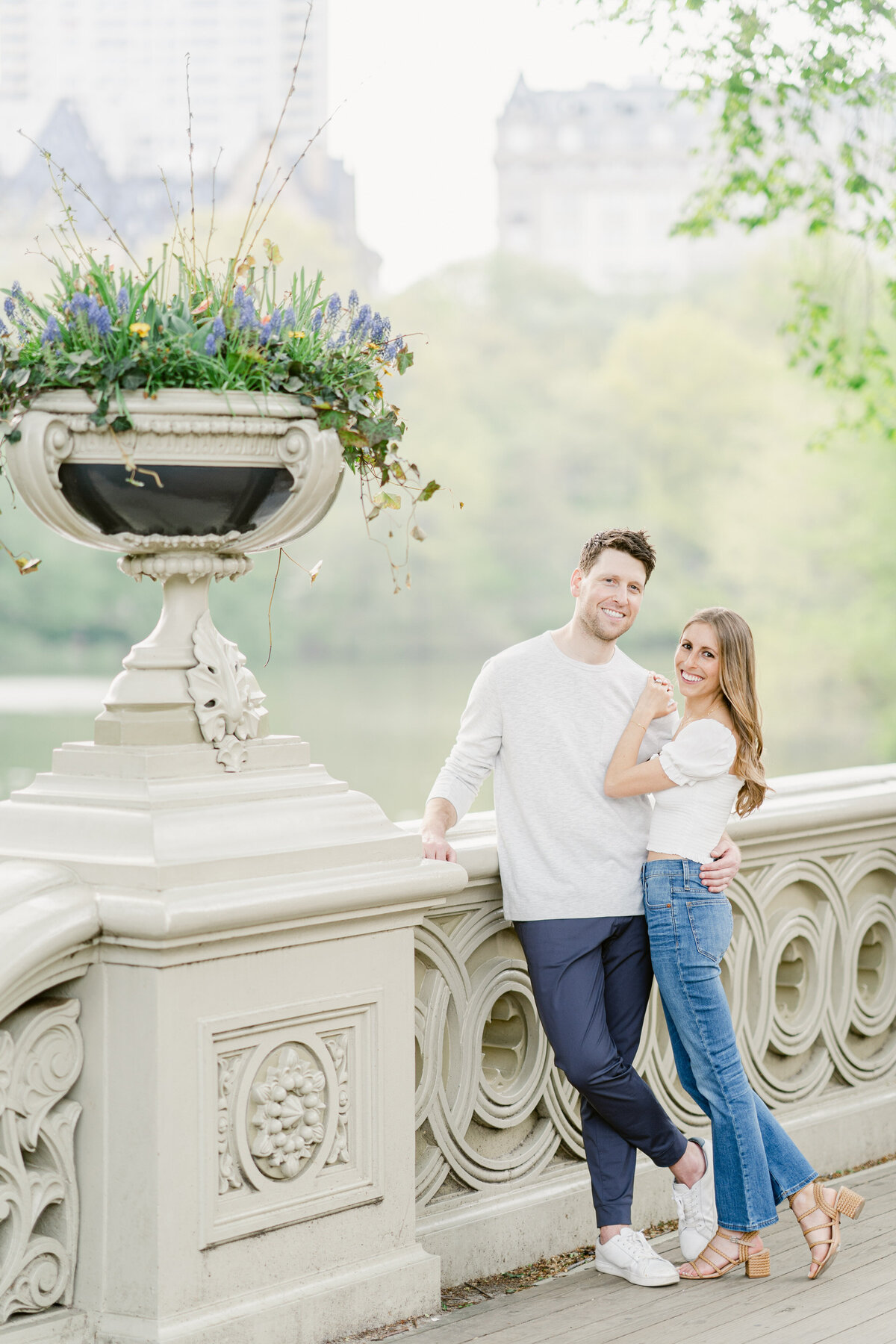 centralparkengagementsession-nycengagement-summerengagementnyc-felixfeyginphotography-013