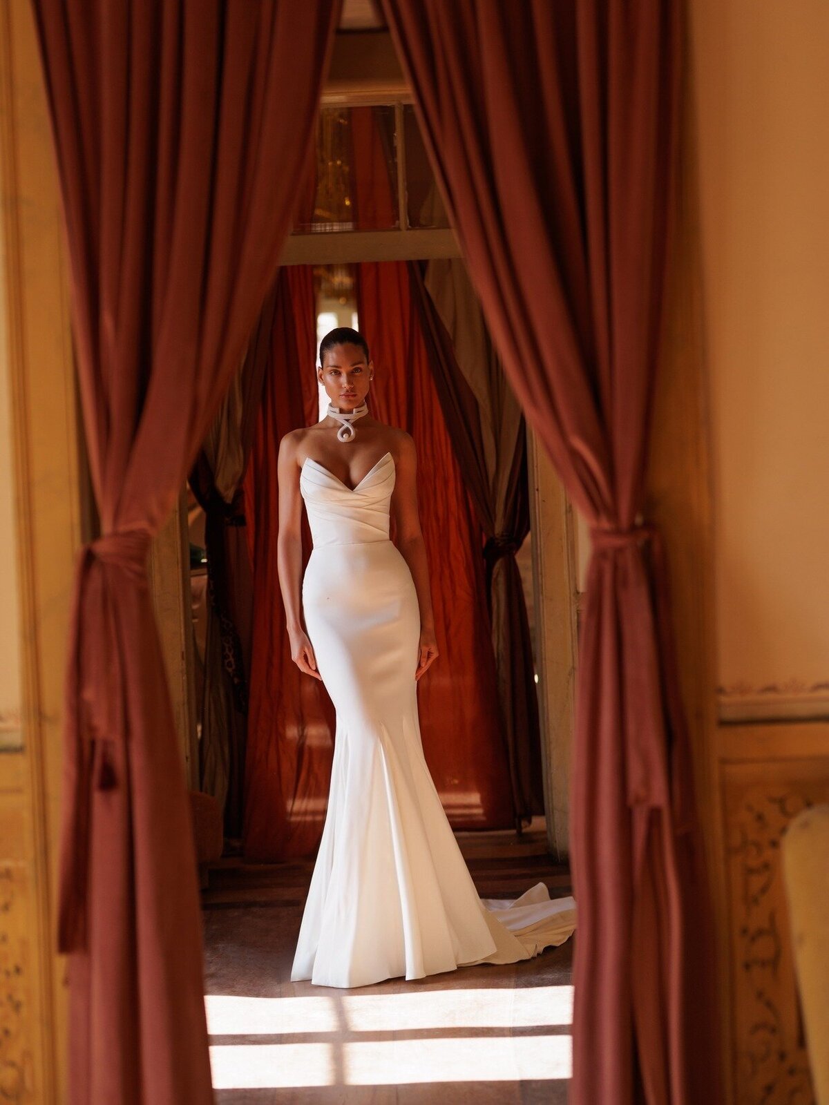 wona_white_bridal_alchemy_bronze