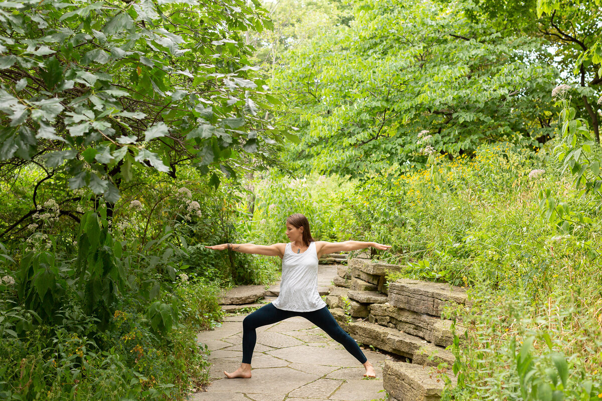 Lindsay-Yoga-Meditation-Teacher-Brand-Photos-Chicago-19