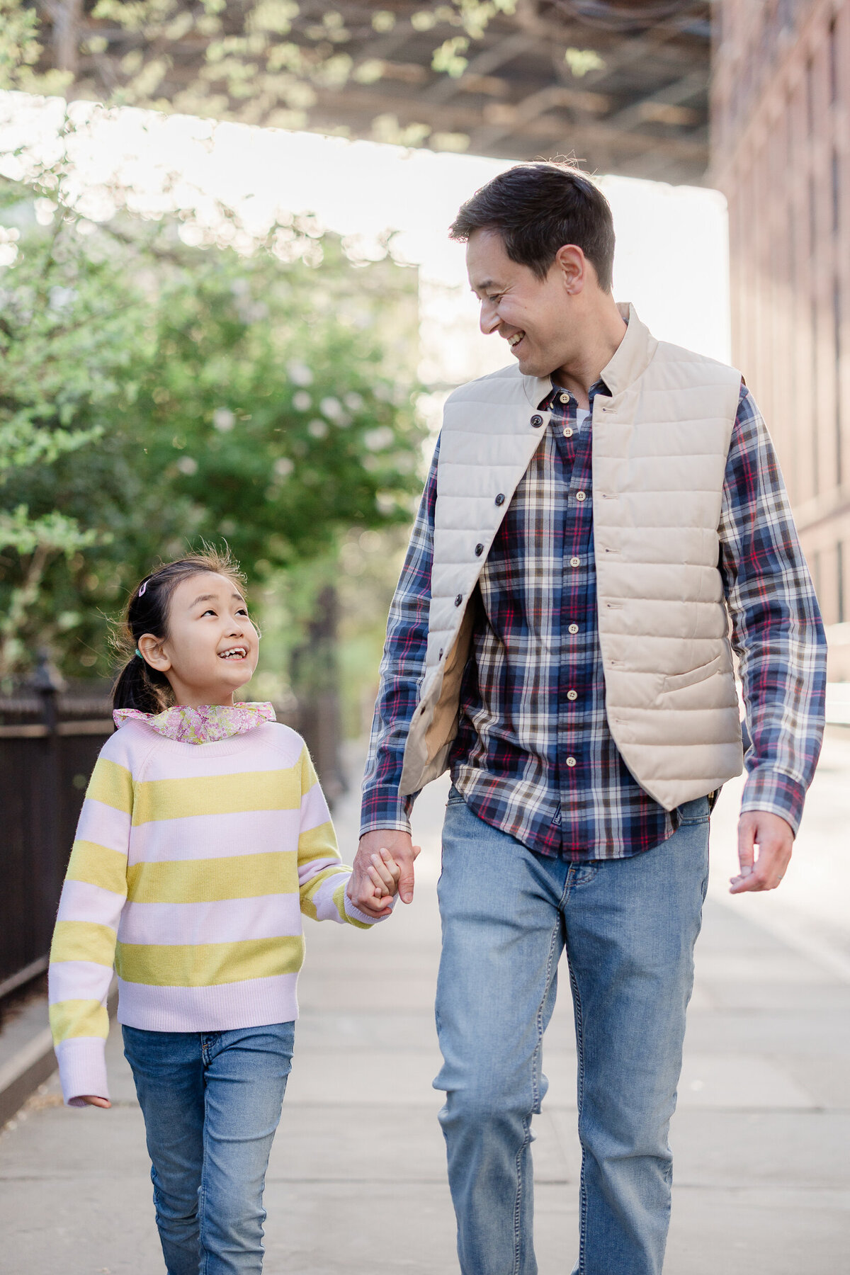 new york city family session taken at brooklyn dumbo