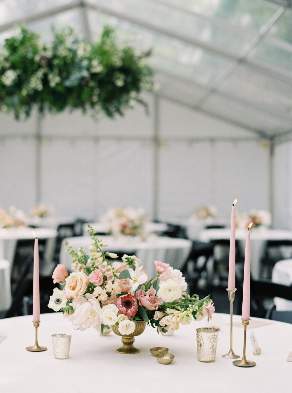 hanging floral chandelier, studio fleurette, minnesota wedding florist, stillwater wedding