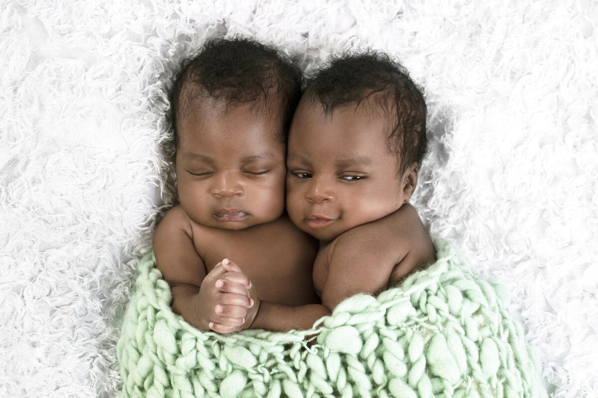 One12 Photography - Newborn Photography Photography in London Ontario7