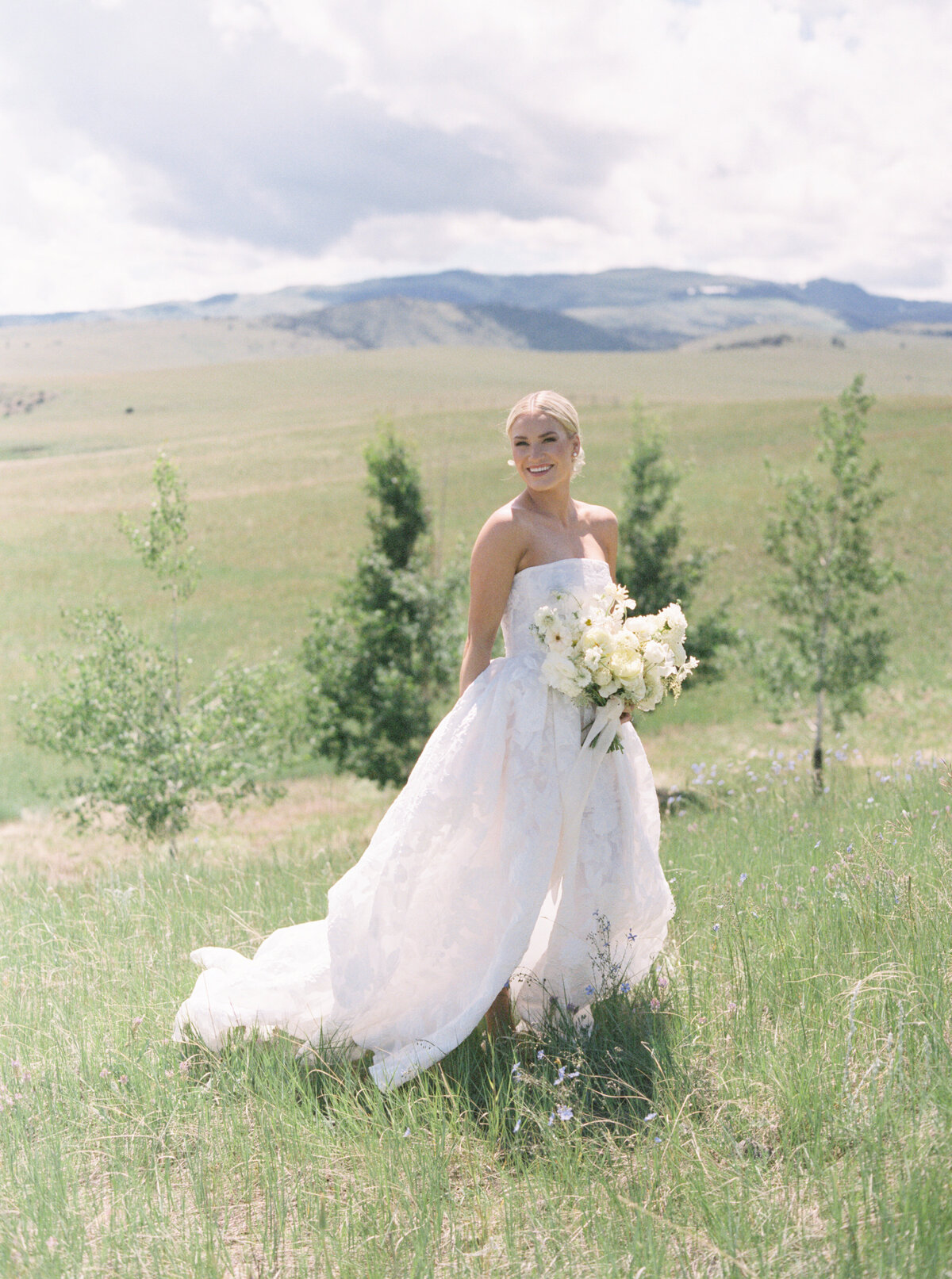 ennis-mt-wedding-madison-valley-planned-by-elysian-events-37