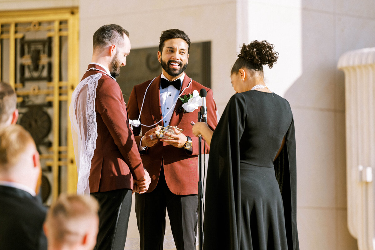 gay-wedding-ceremony-phillipino