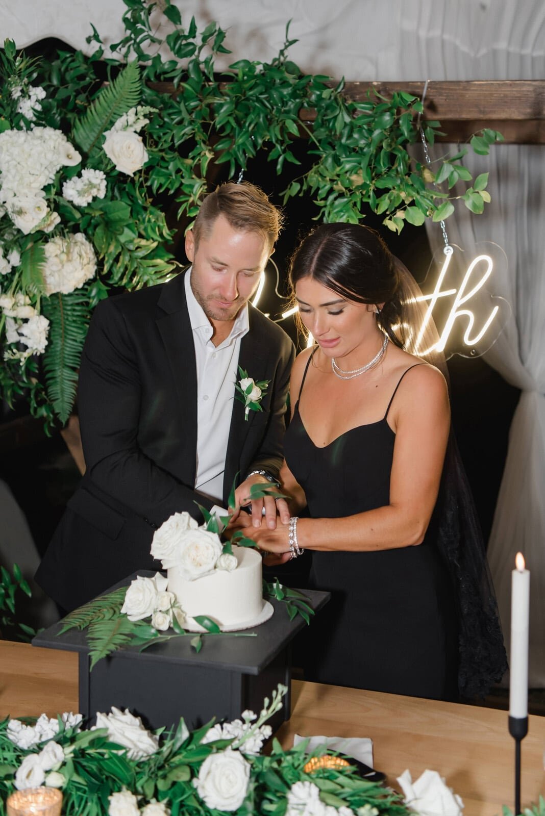 North Carolina Wedding | Blue Satin Bee 011