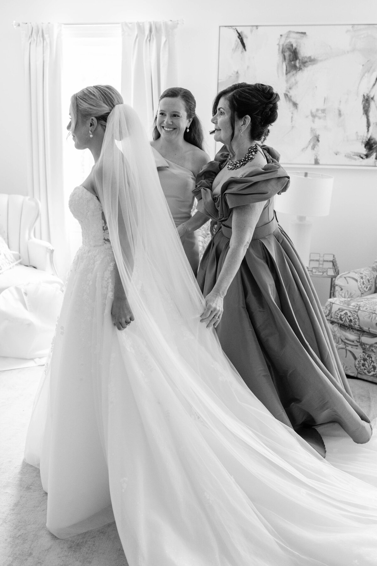 grace_&_gregory_wedding_getting_ready-124