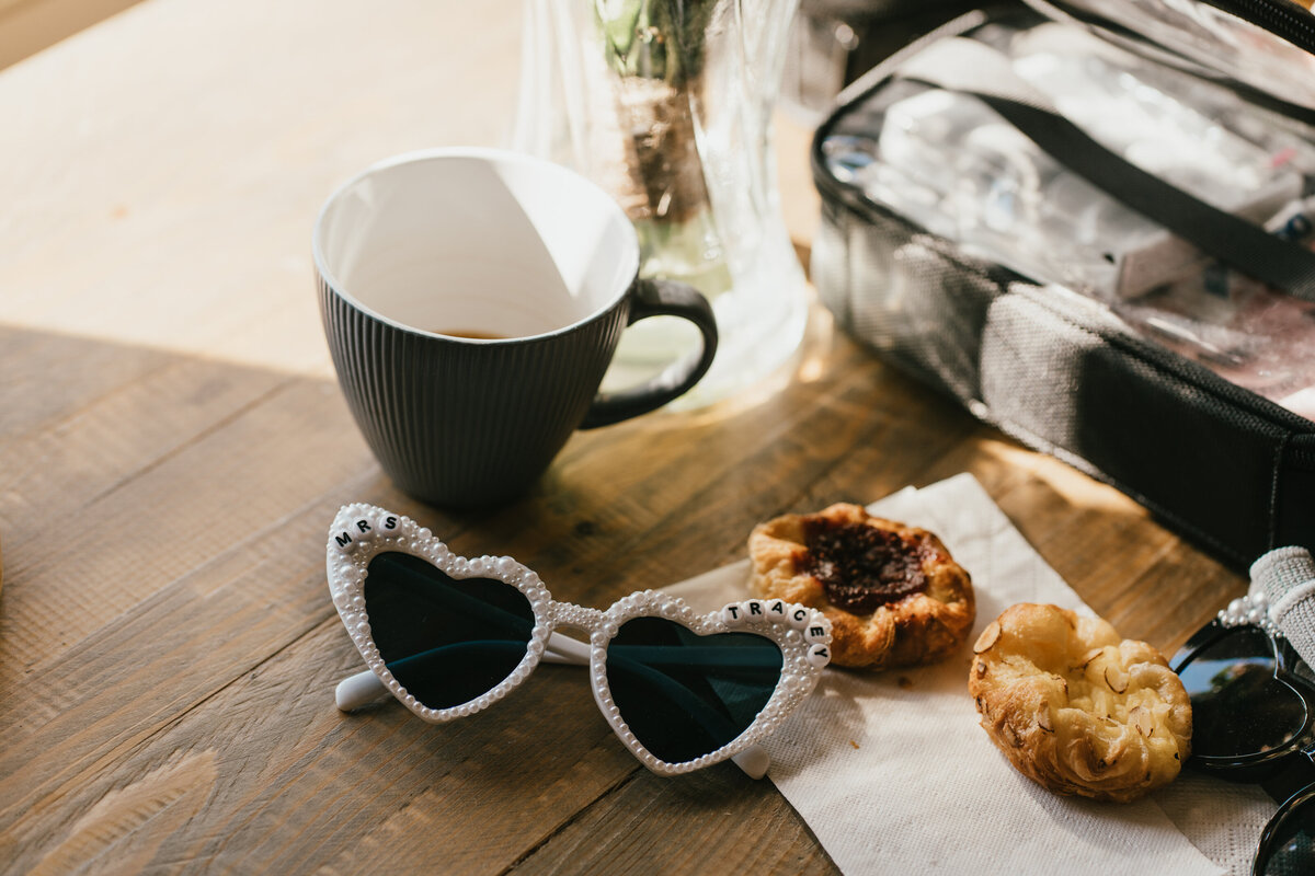 GraceDovePhotography_Hattie&Jake_WeddingPrep-13