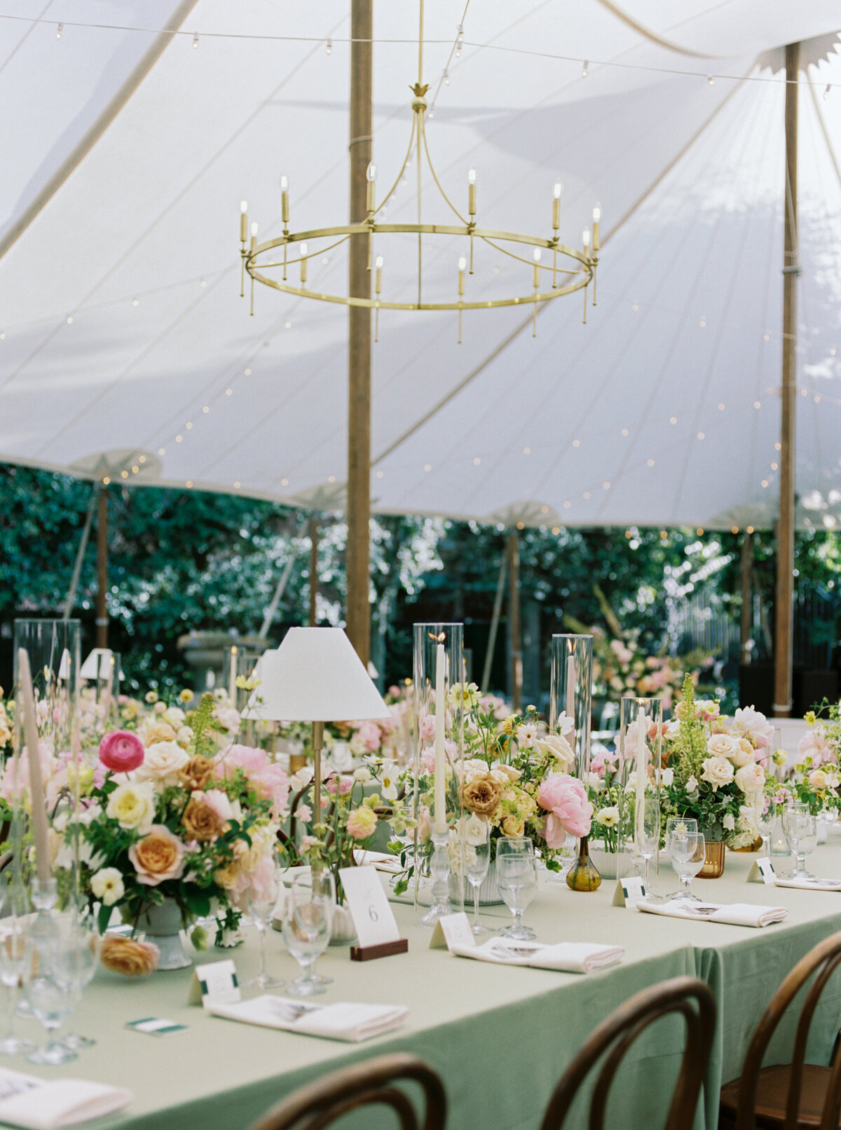 Lizzie Baker Photo _ Gibbes Museum Wedding _ Charleston Wedding Photographer _ Lowcountry Wedding _ Charleston Tented Wedding-95