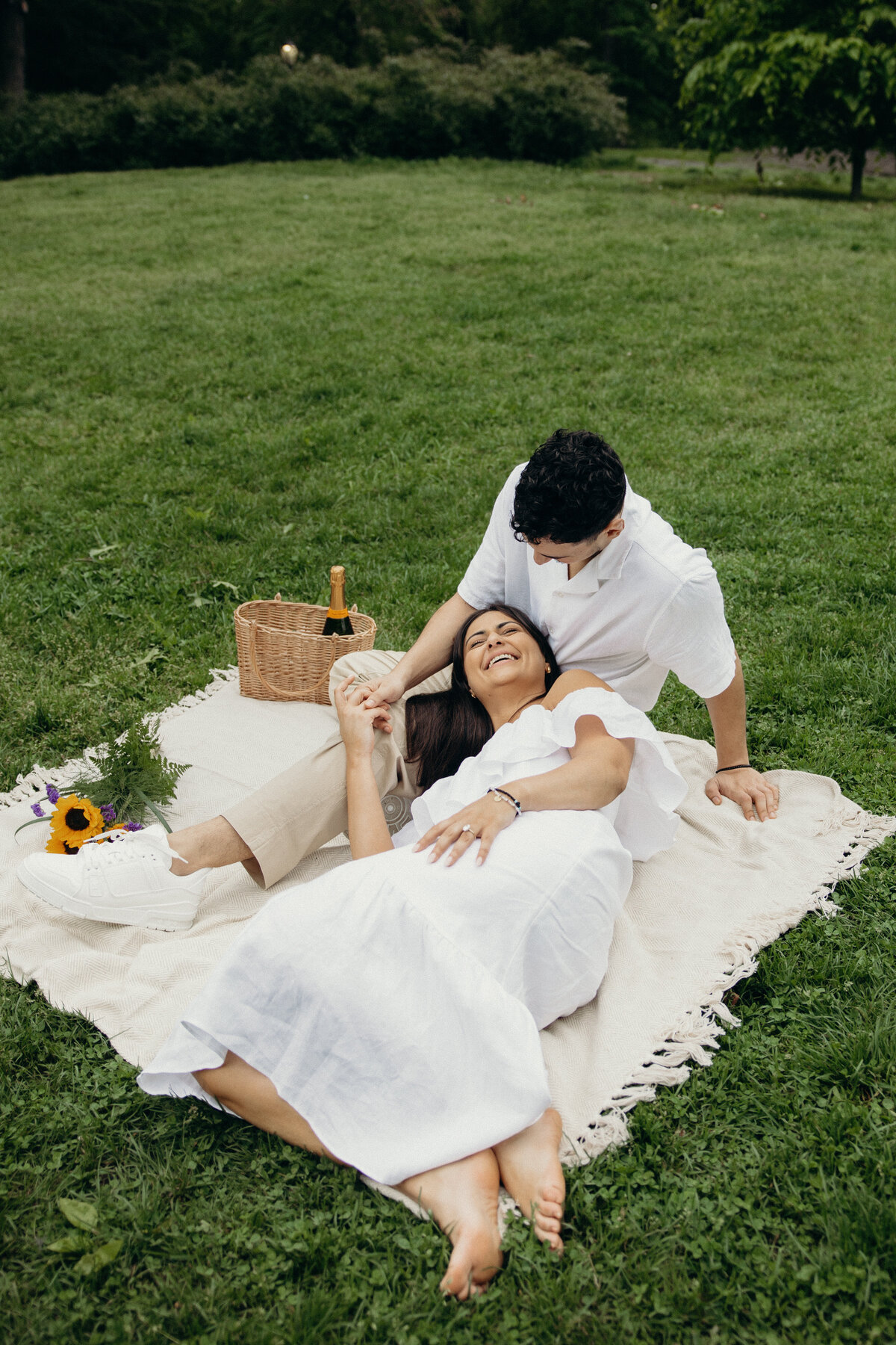 Kassiani Daniel Central Park Picnic Engagement Session 14