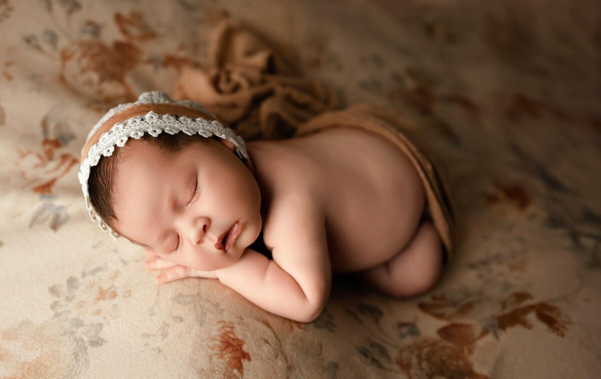prosper-newborn-photographer-earth-tones-girl-5