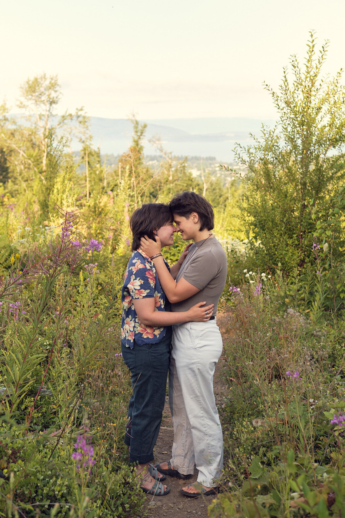 Bellingham_Meadow_Gay_Couples_Photoshoot-3