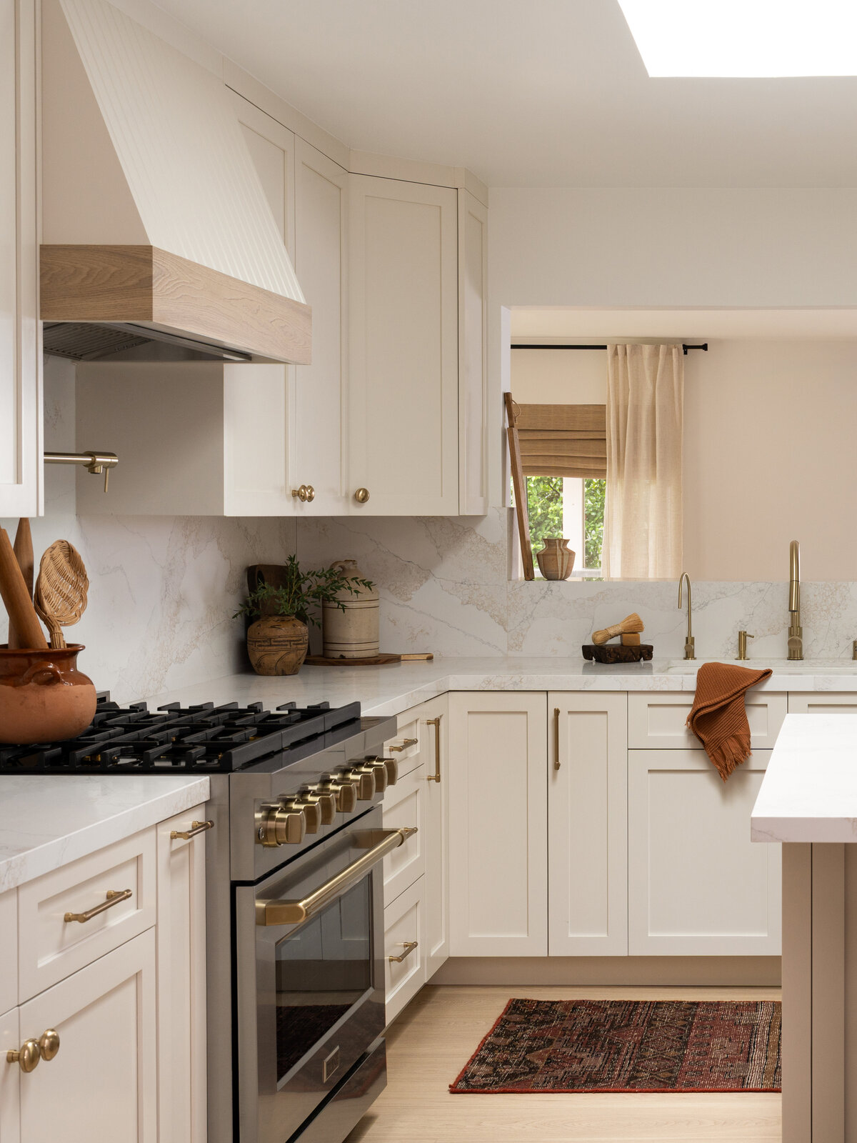 TaylorJane_10.14.2025_CLea2113-Edit-Split_01