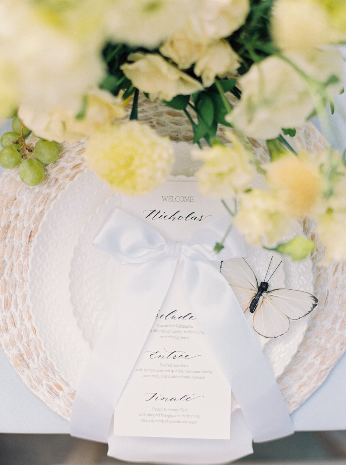 Oceana's-Gardens-Butter-Yellow-Wedding_0010