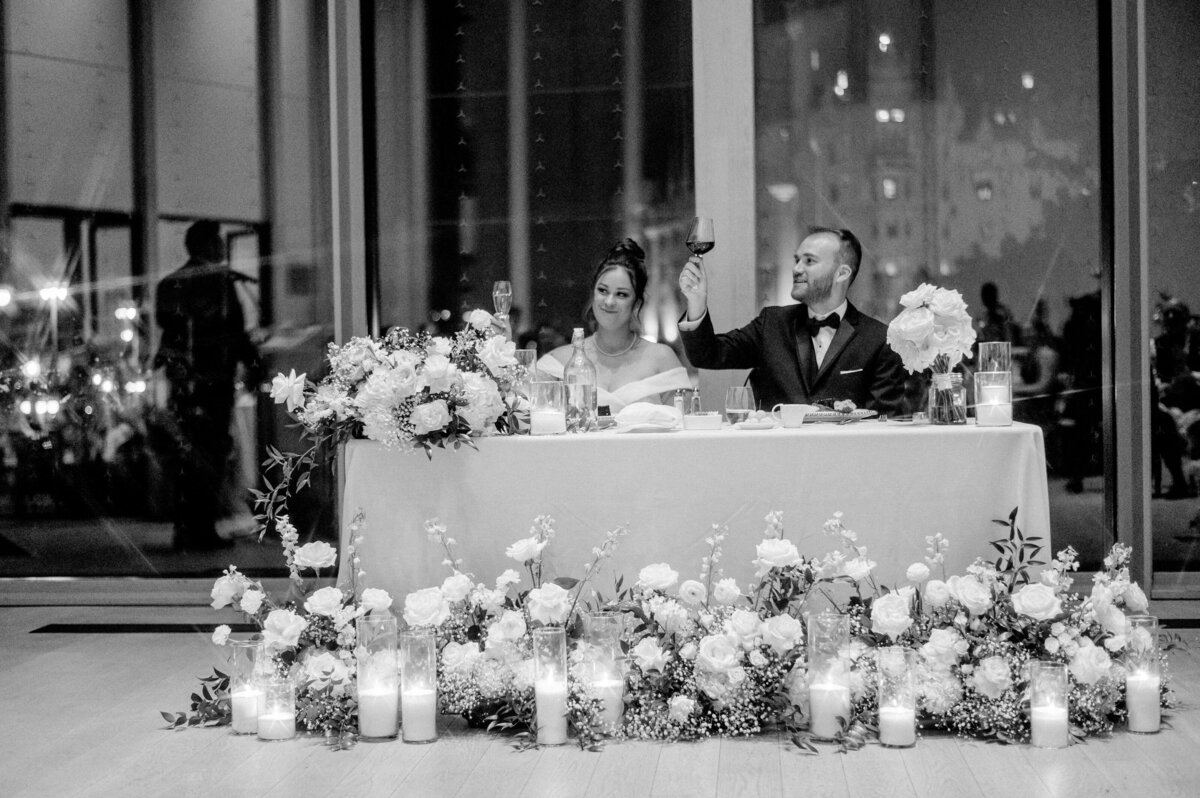 1383 Pascale and Nicolas NAC OBorn Room Wedding Downtown_Ottawa_Photography by Emma