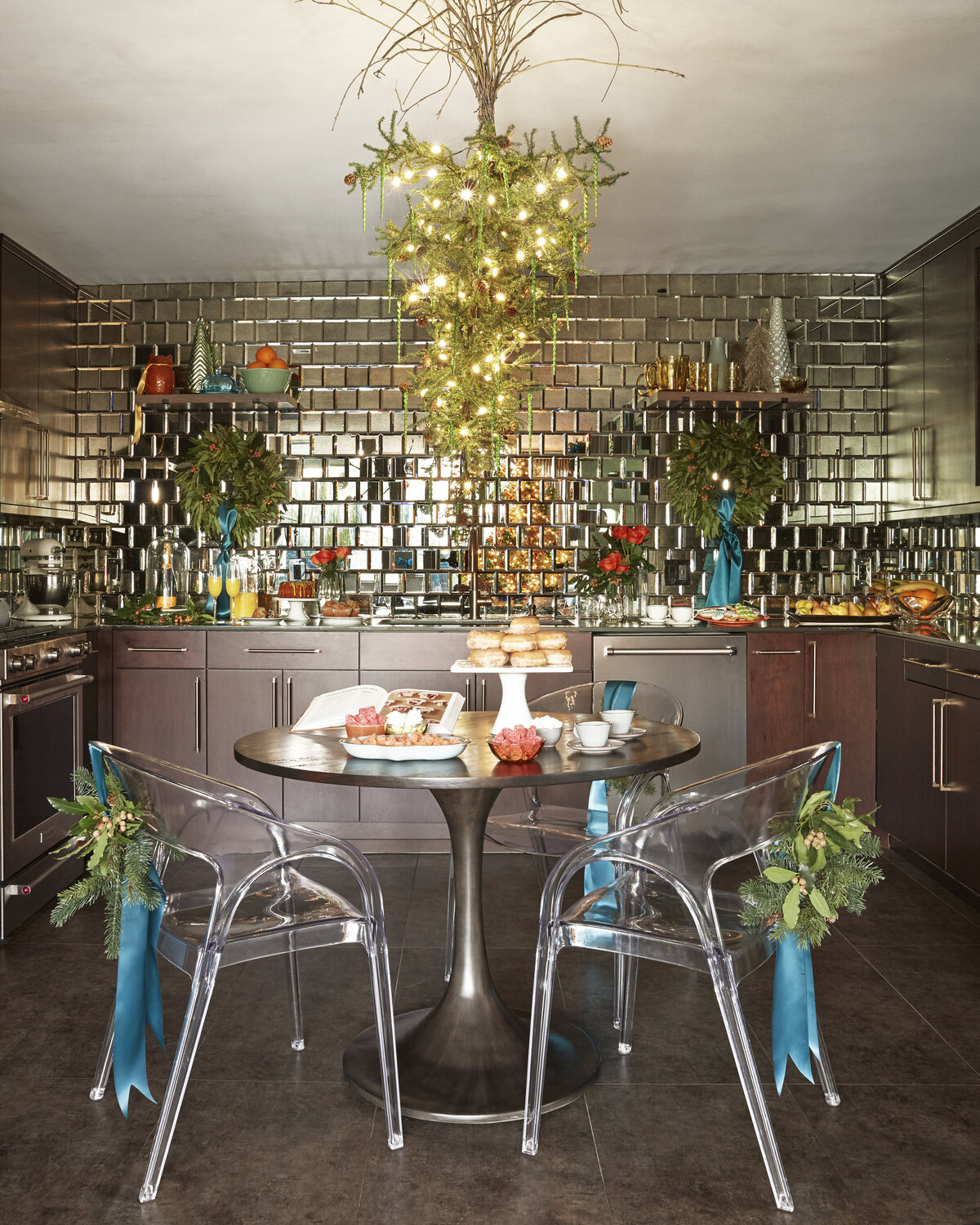 Christmas Holiday Kitchen Interior Design