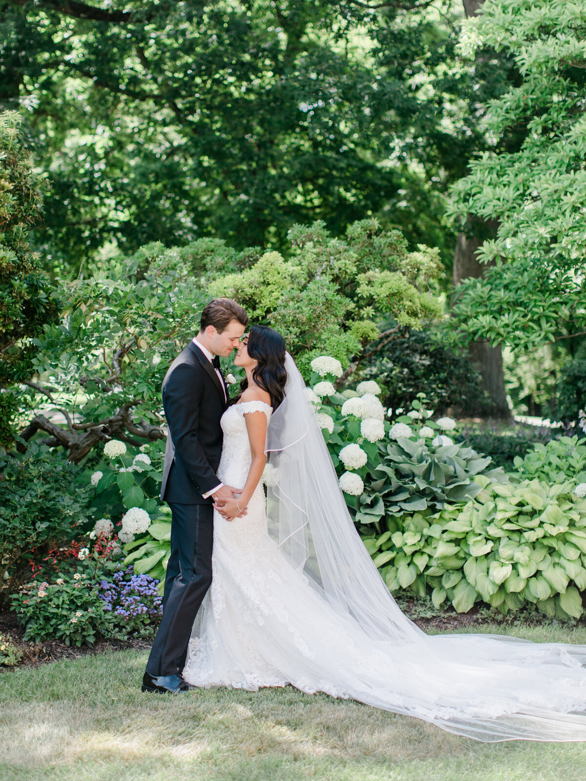 Mariya_Brad_Cairnwood_Estate_Abington_Arts_Center_Wedding_Washington_DC_VA_MD_Wedding_Photographer_AngelikaJohnsPhotography-4162