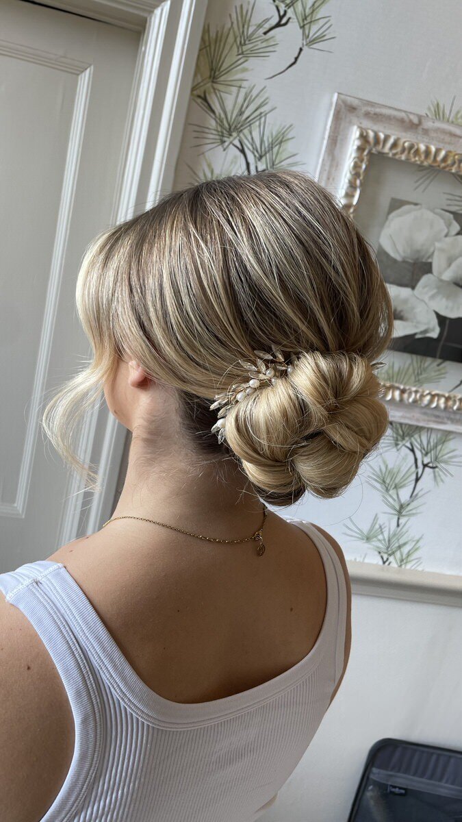 elegant-bridal-hair-berkshire (34)
